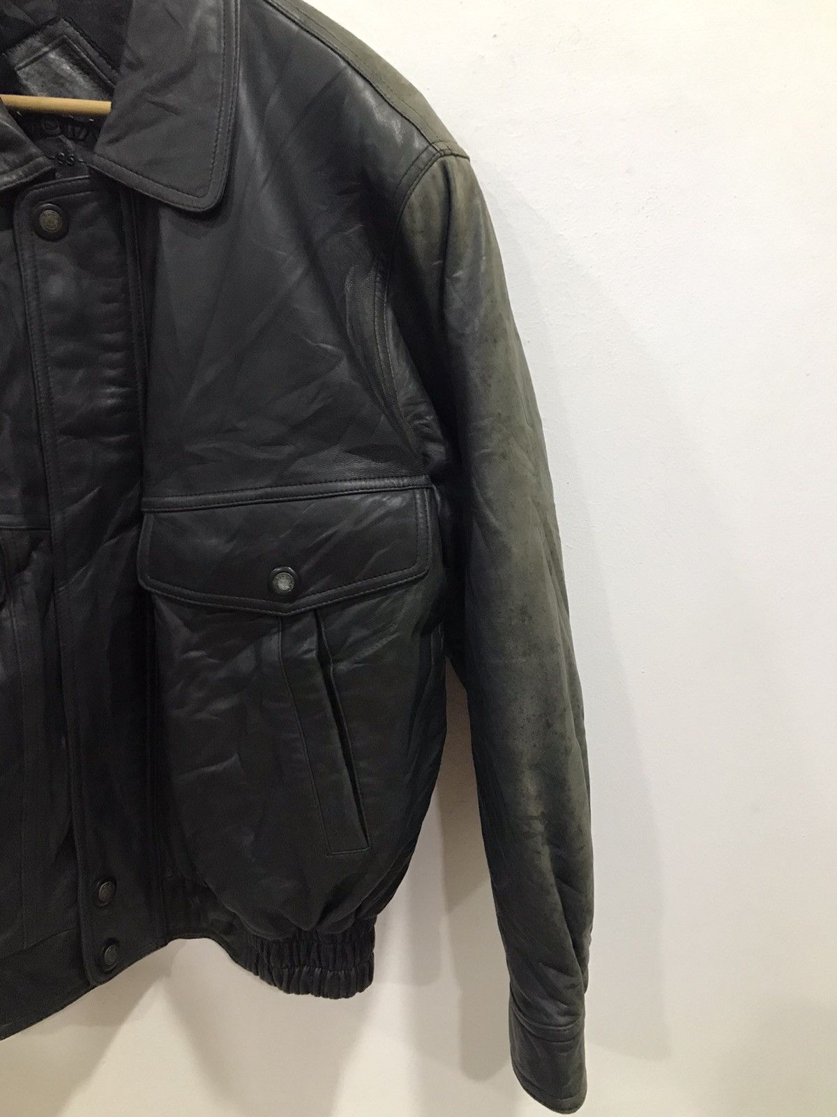 Indian Motorcycle Vintage sun faded Leather biker Jacket Indian Size US L / EU 52-54 / 3 - 9 Thumbnail