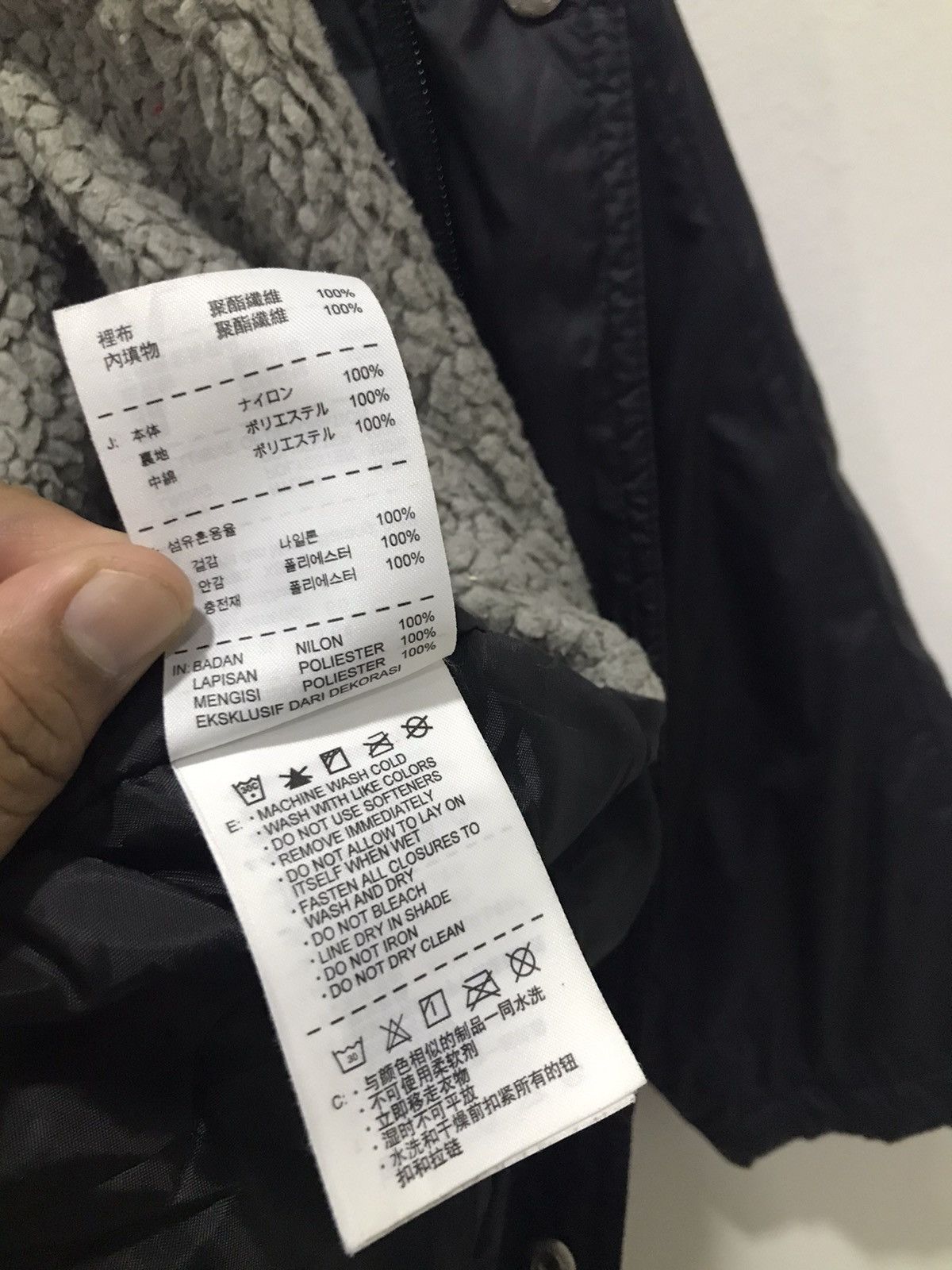 Nike Nike windbreaker big swoosh Raincoats jacket Size US M / EU 48-50 / 2 - 22 Thumbnail