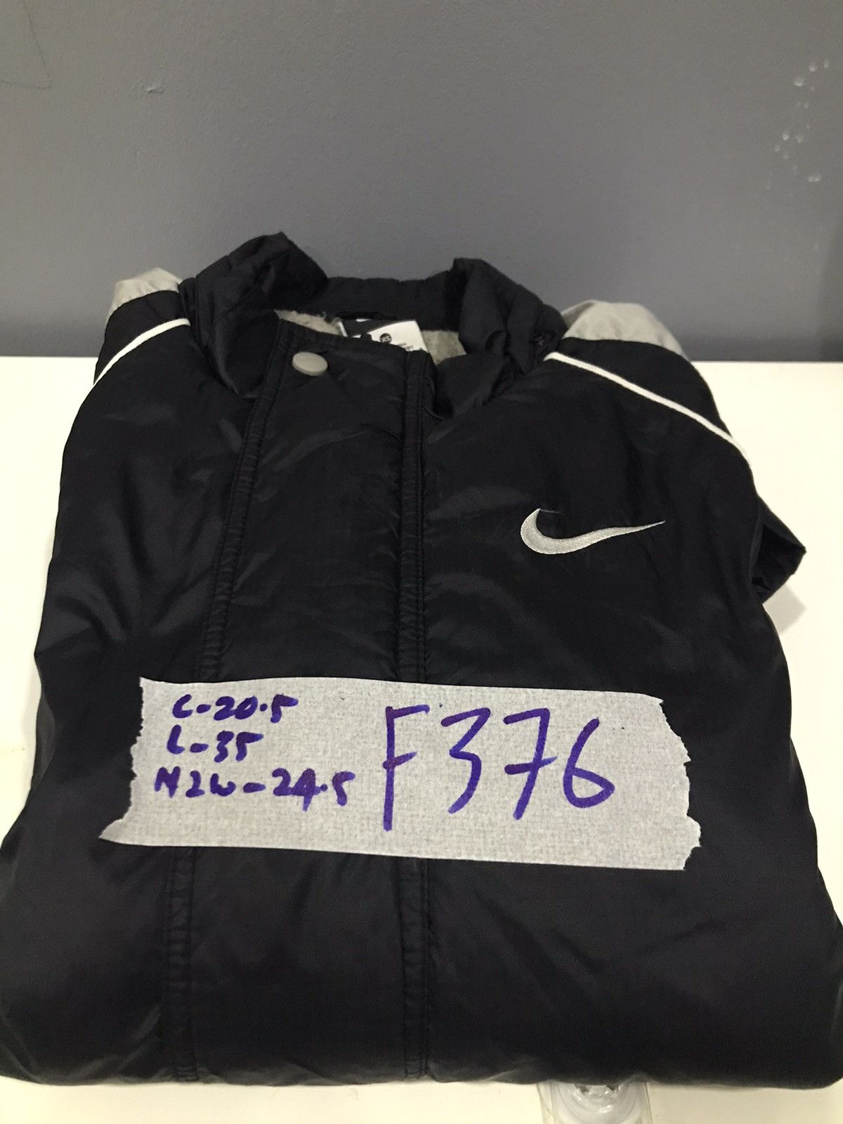 Nike Nike windbreaker big swoosh Raincoats jacket Size US M / EU 48-50 / 2 - 25 Thumbnail