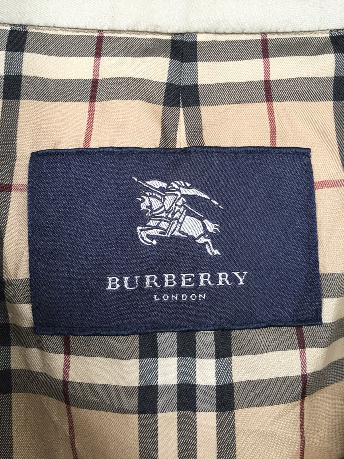 Burberry OG Burberry Nova Check Runway Oversize Trench Coat Size US L / EU 52-54 / 3 - 12 Thumbnail