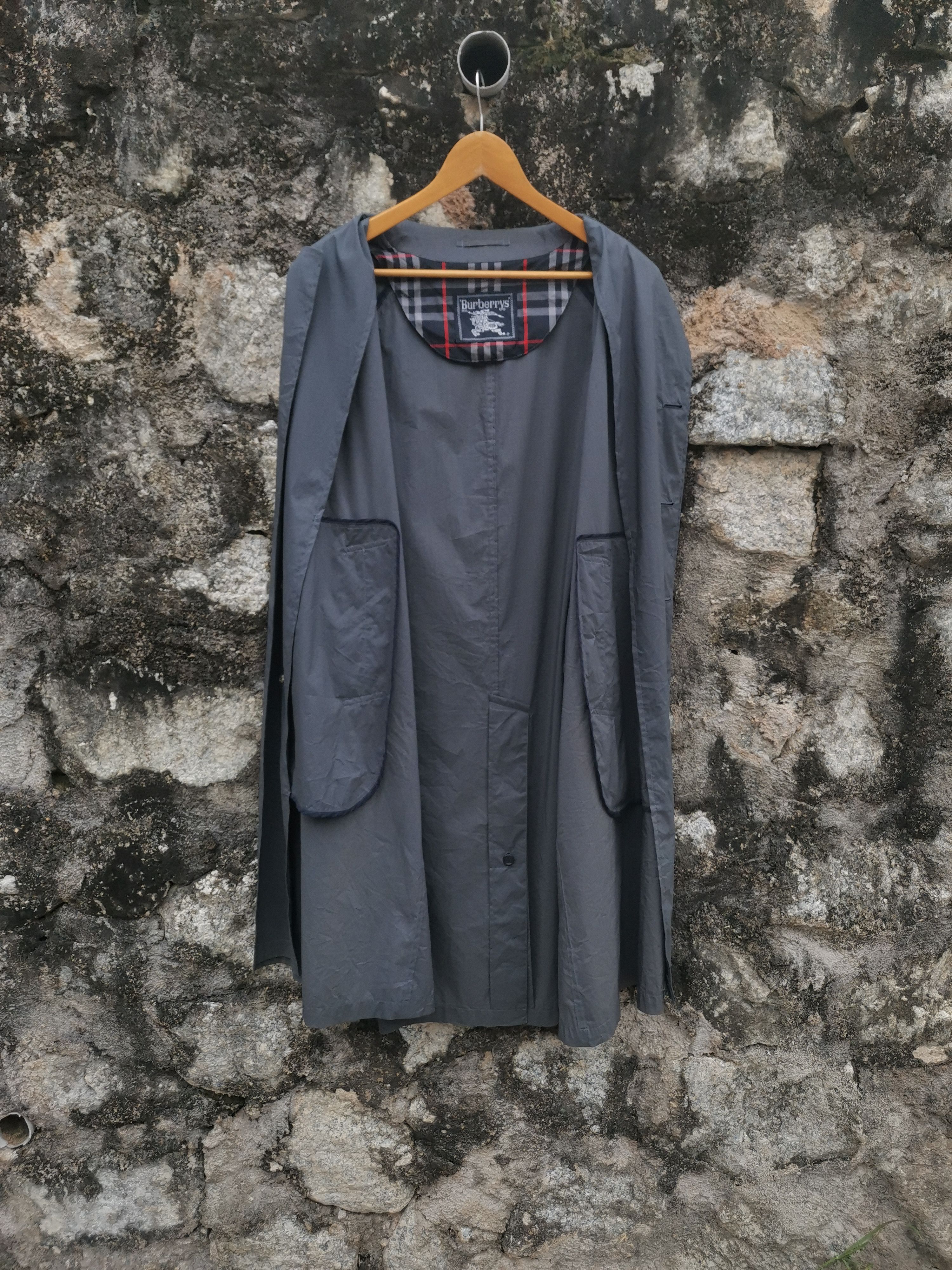 Burberry Vintage Burberrys Nylon Long Jacket Size US L / EU 52-54 / 3 - 3 Thumbnail