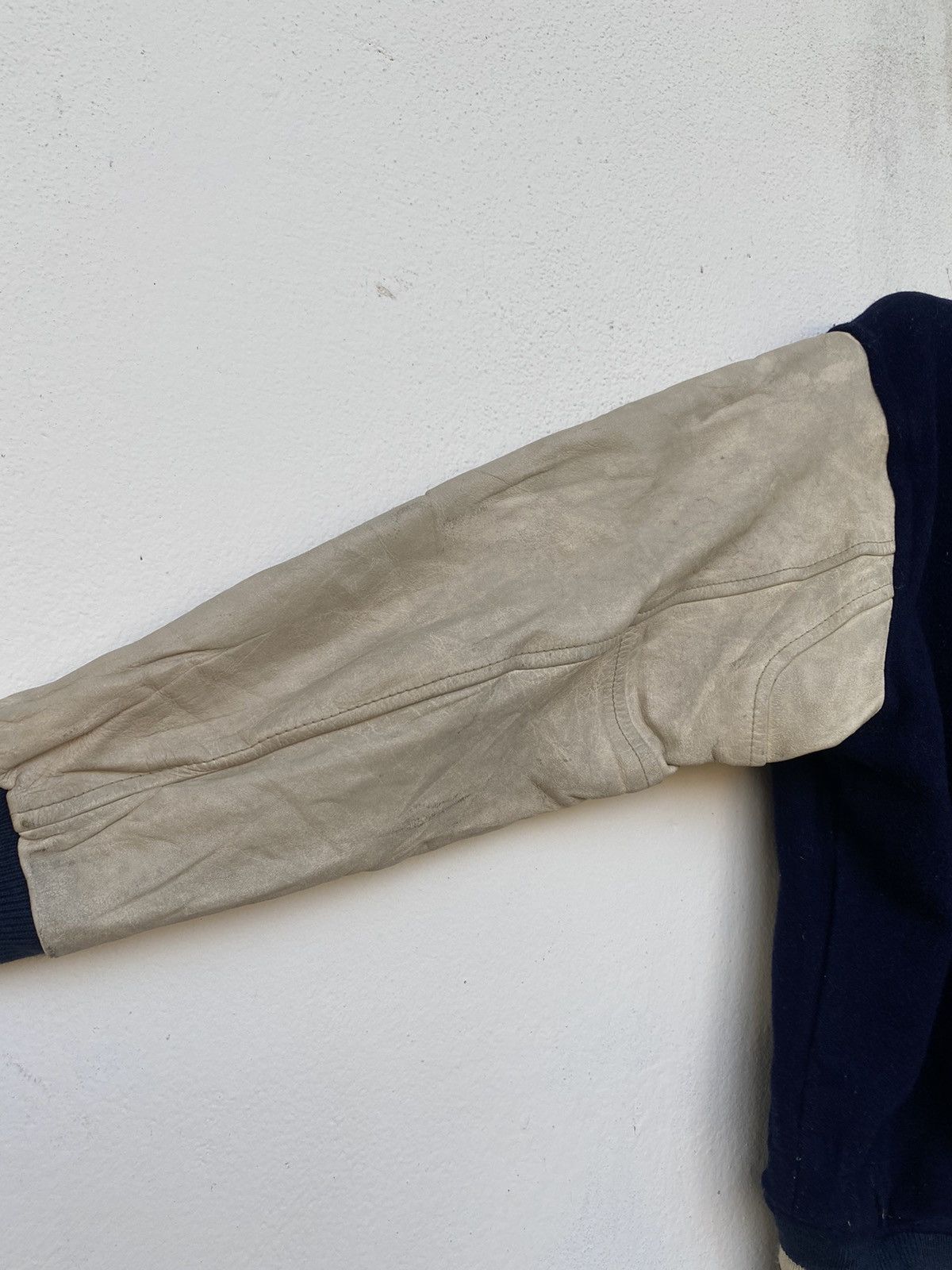 Descente × Vintage 🔥 Vintage Decente Varsity Leather Jacket Size US S / EU 44-46 / 1 - 11 Thumbnail