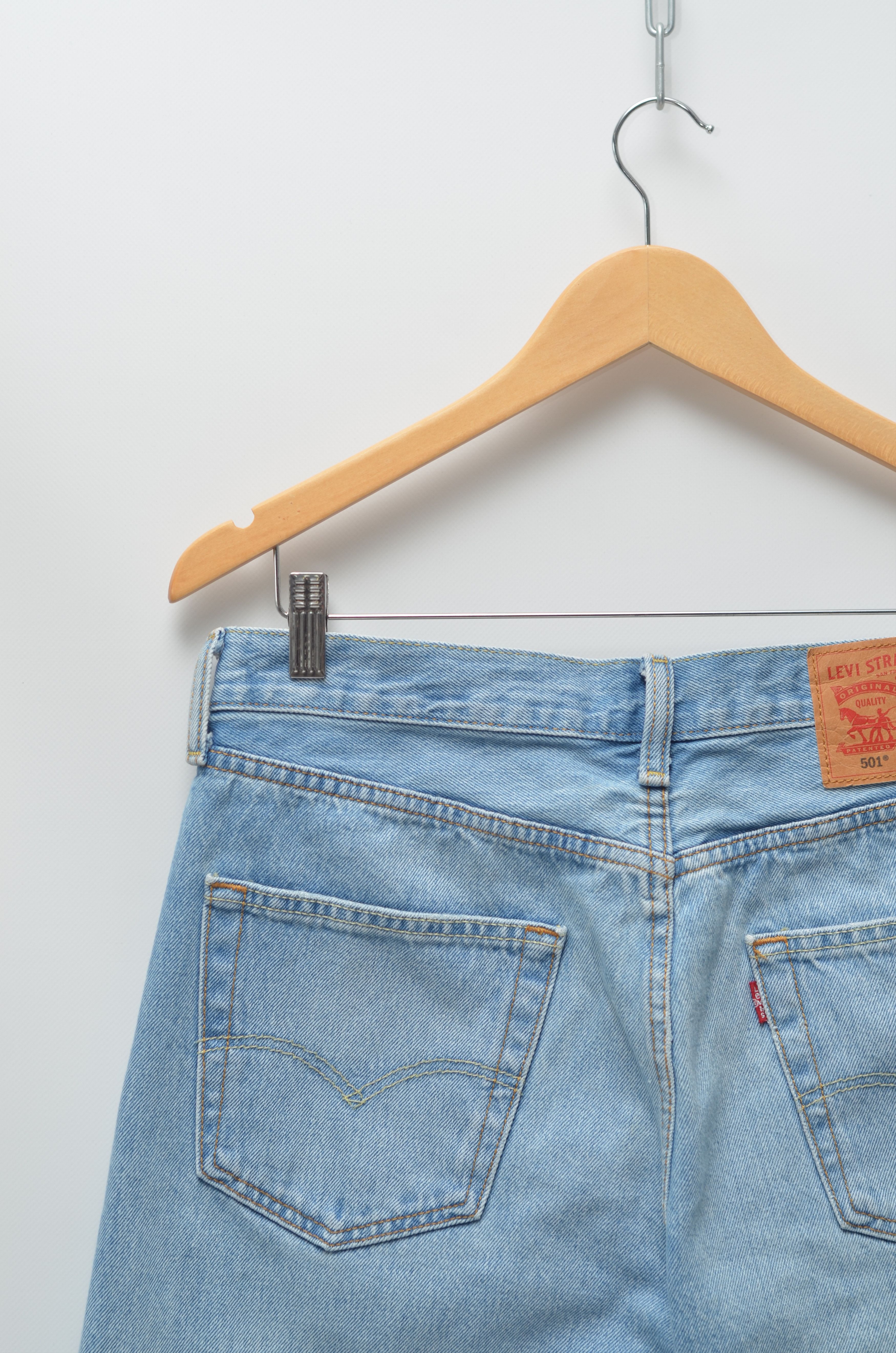 Levi's Levi's 501 Cotton Denim Shorts Made in Egypt Size US 32 / EU 48 - 2 Thumbnail