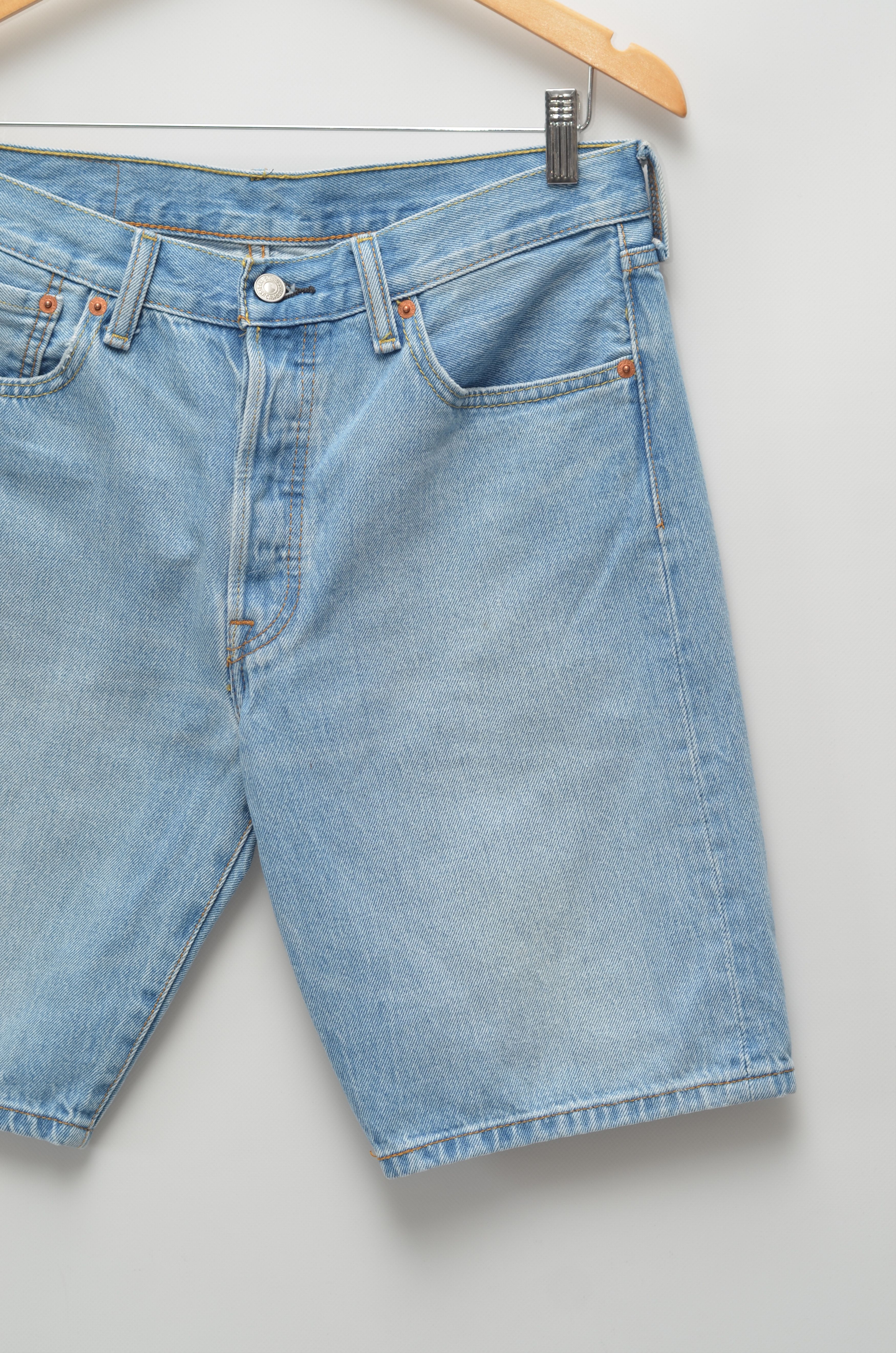Levi's Levi's 501 Cotton Denim Shorts Made in Egypt Size US 32 / EU 48 - 10 Thumbnail