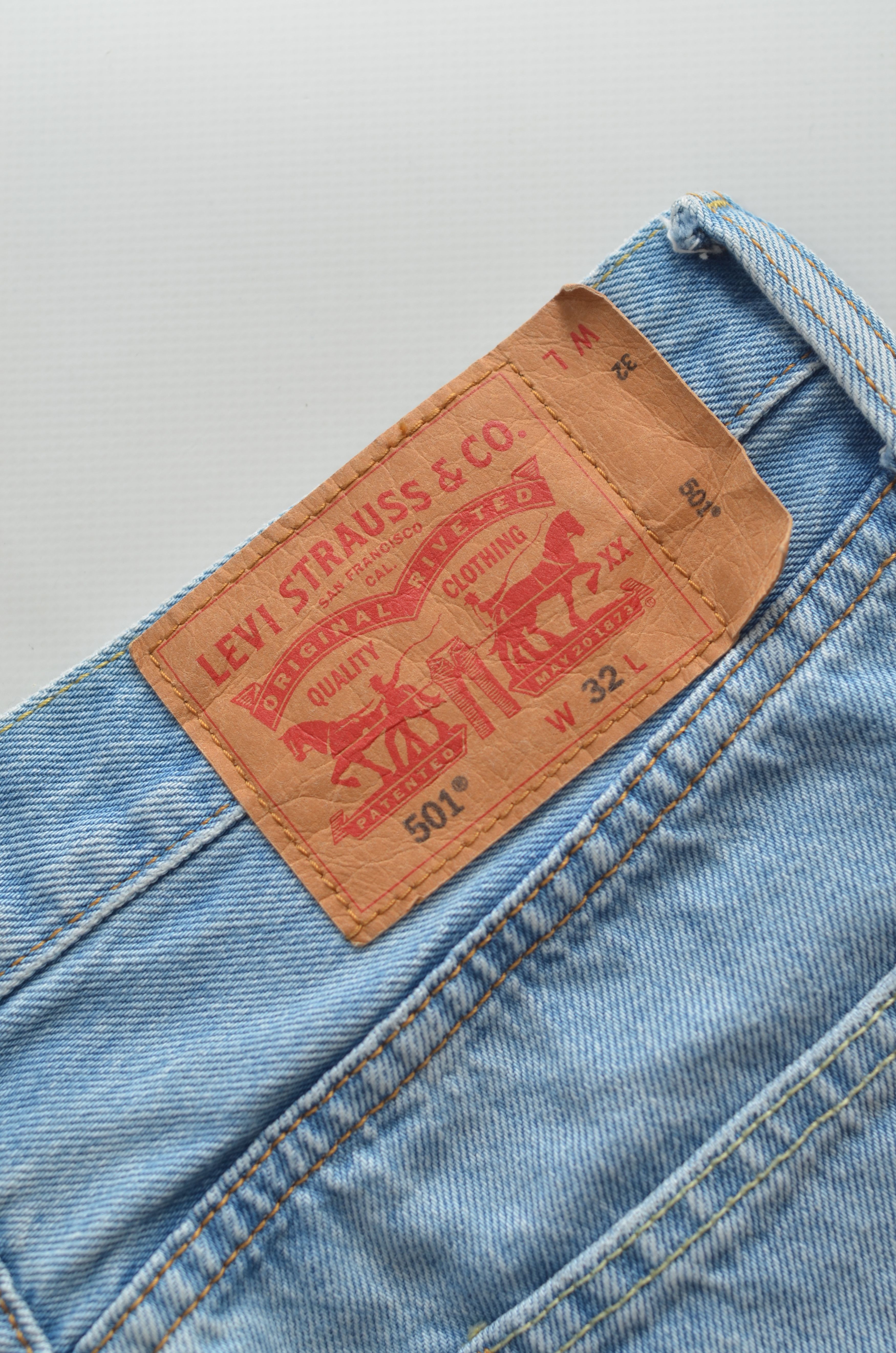 Levi's Levi's 501 Cotton Denim Shorts Made in Egypt Size US 32 / EU 48 - 11 Thumbnail