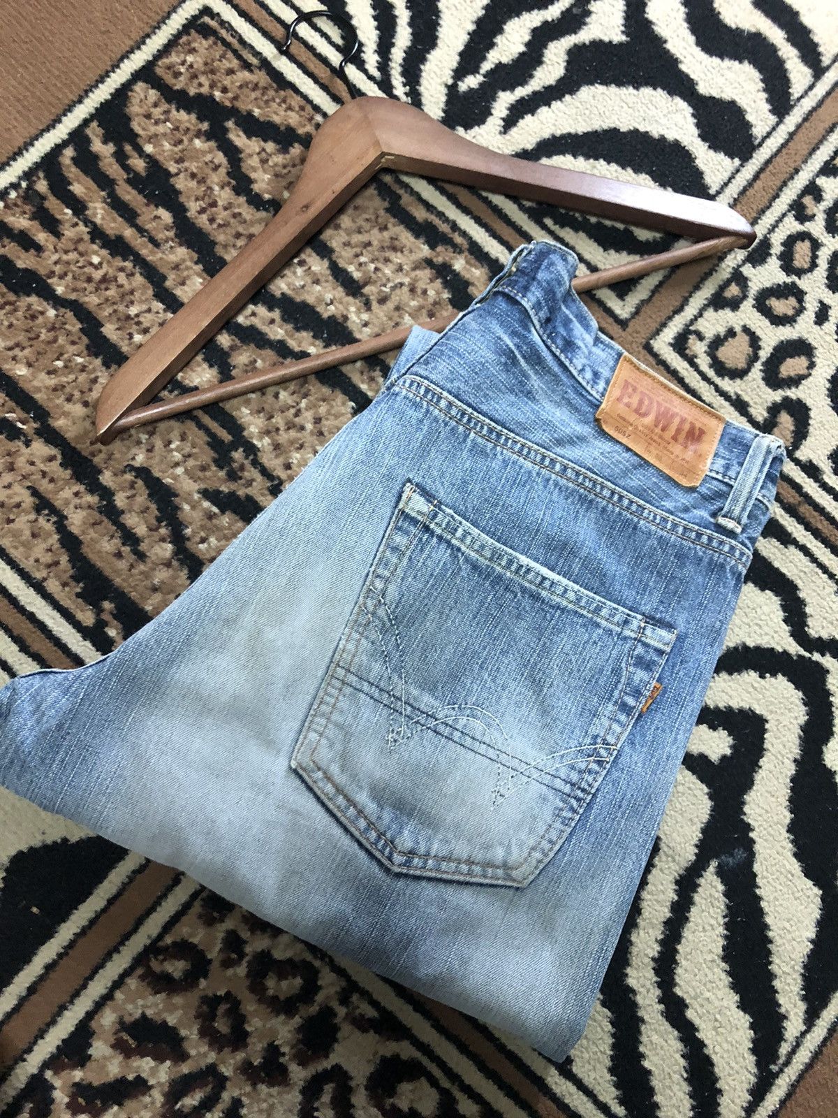 Edwin × Salvage × Vintage VINTAGE SELVEDGE EDWIN 505z BLUE WASH DISTRESSED DENIM Size US 33 - 1 Thumbnail