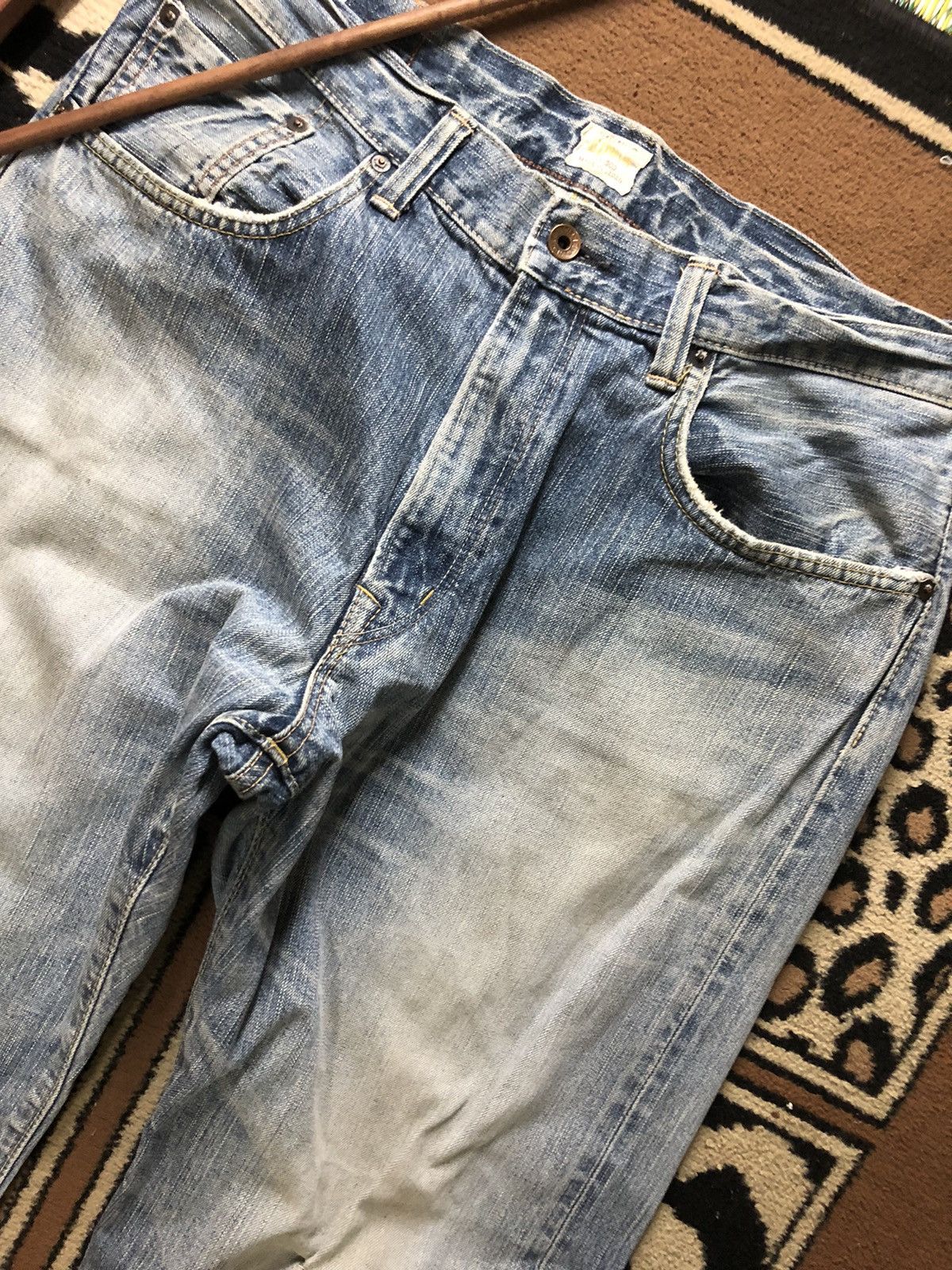 Edwin × Salvage × Vintage VINTAGE SELVEDGE EDWIN 505z BLUE WASH DISTRESSED DENIM Size US 33 - 3 Thumbnail