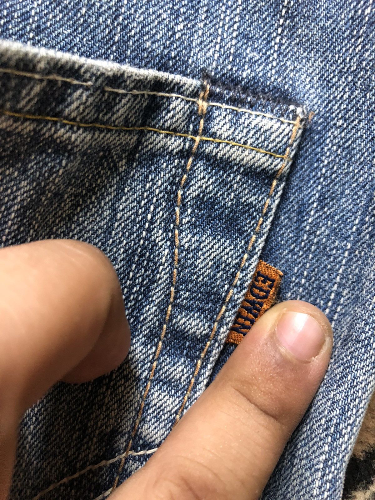 Edwin × Salvage × Vintage VINTAGE SELVEDGE EDWIN 505z BLUE WASH DISTRESSED DENIM Size US 33 - 14 Thumbnail
