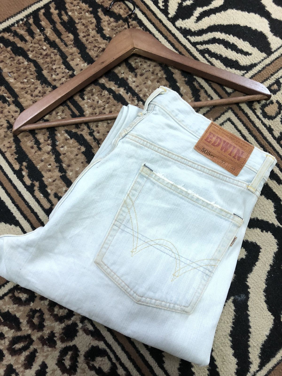 Edwin × Vintage VINTAGE SELVEDGE EDWIN505zx DISTRESED LIGHT BLUE WASH DENIM Size US 31 - 1 Thumbnail