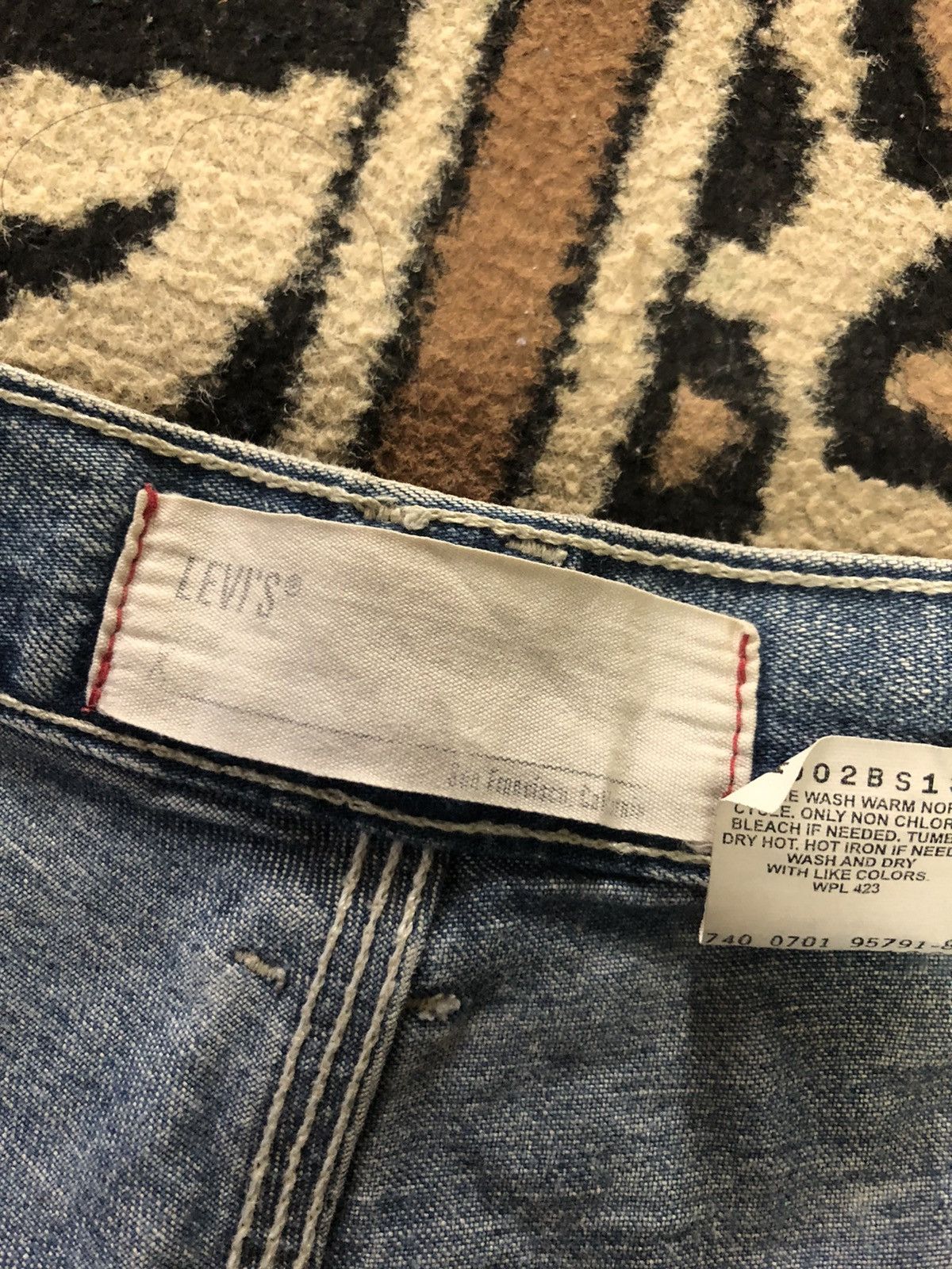 Levi's × Vintage VINTAGE 90s LEVIS WORKWEAR BLUE WASH DENIM Size US 32 / EU 48 - 11 Thumbnail