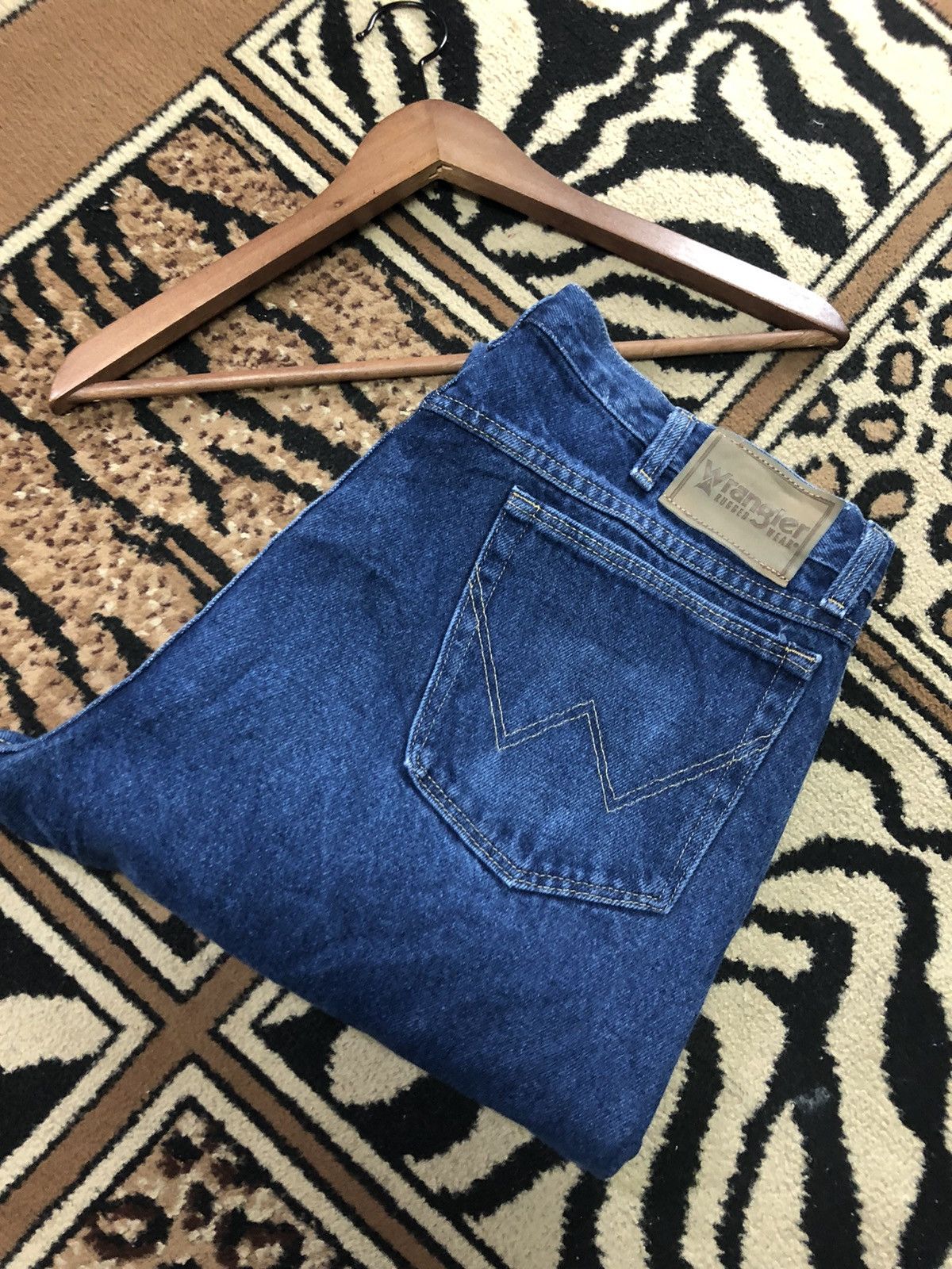 Vintage × Wrangler VINTAGE WRANGLER RUGGED WEAR BLUE DENIM Size US 36 / EU 52 - 3 Thumbnail