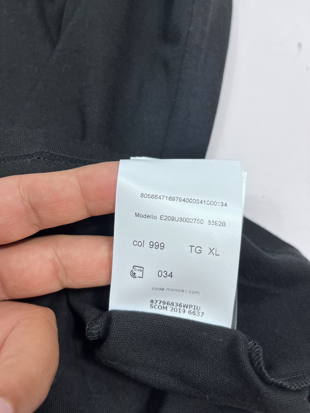 Fragment Design × Moncler Logo Staff Print T-Shirt Size US XL / EU 56 / 4 - 22 Thumbnail