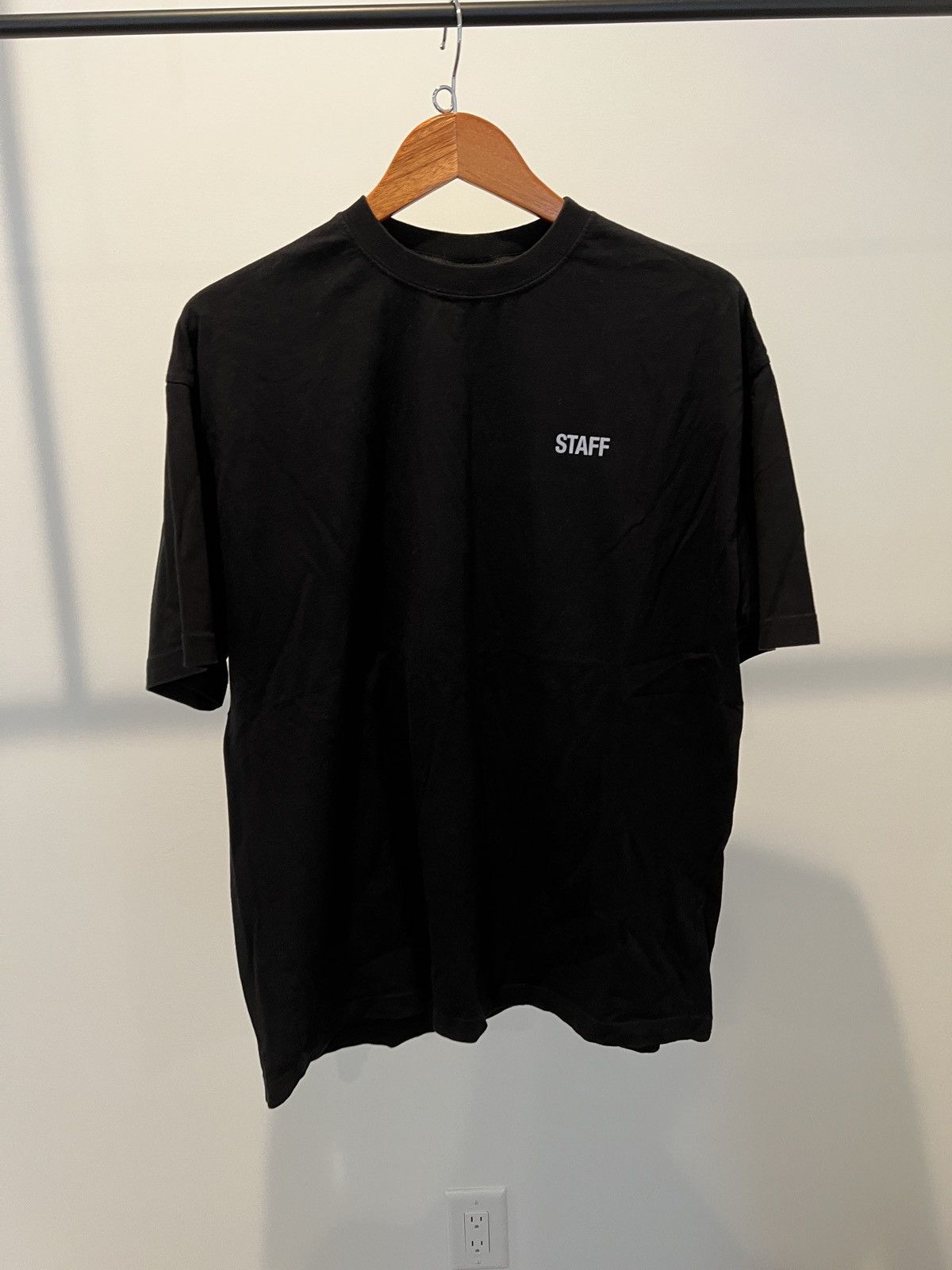 Vetements Staff T-Shirt | Grailed 