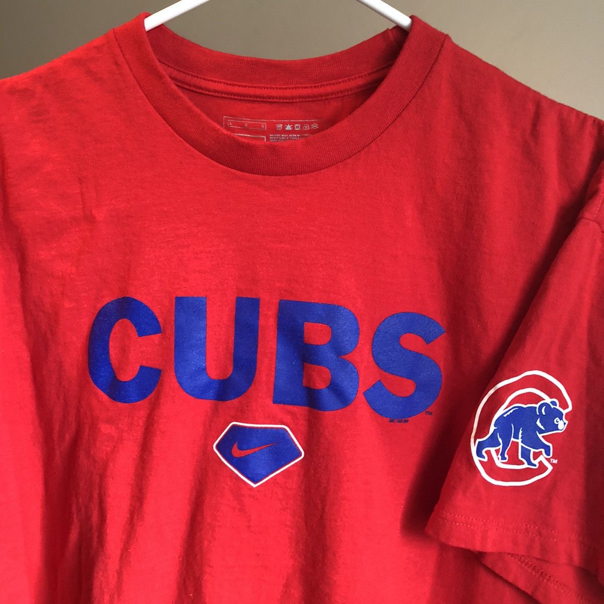 VTG NIKE CHICAGO CUBS L 2000s Mini Center Swoosh MLB T Shirt Y2K Logo