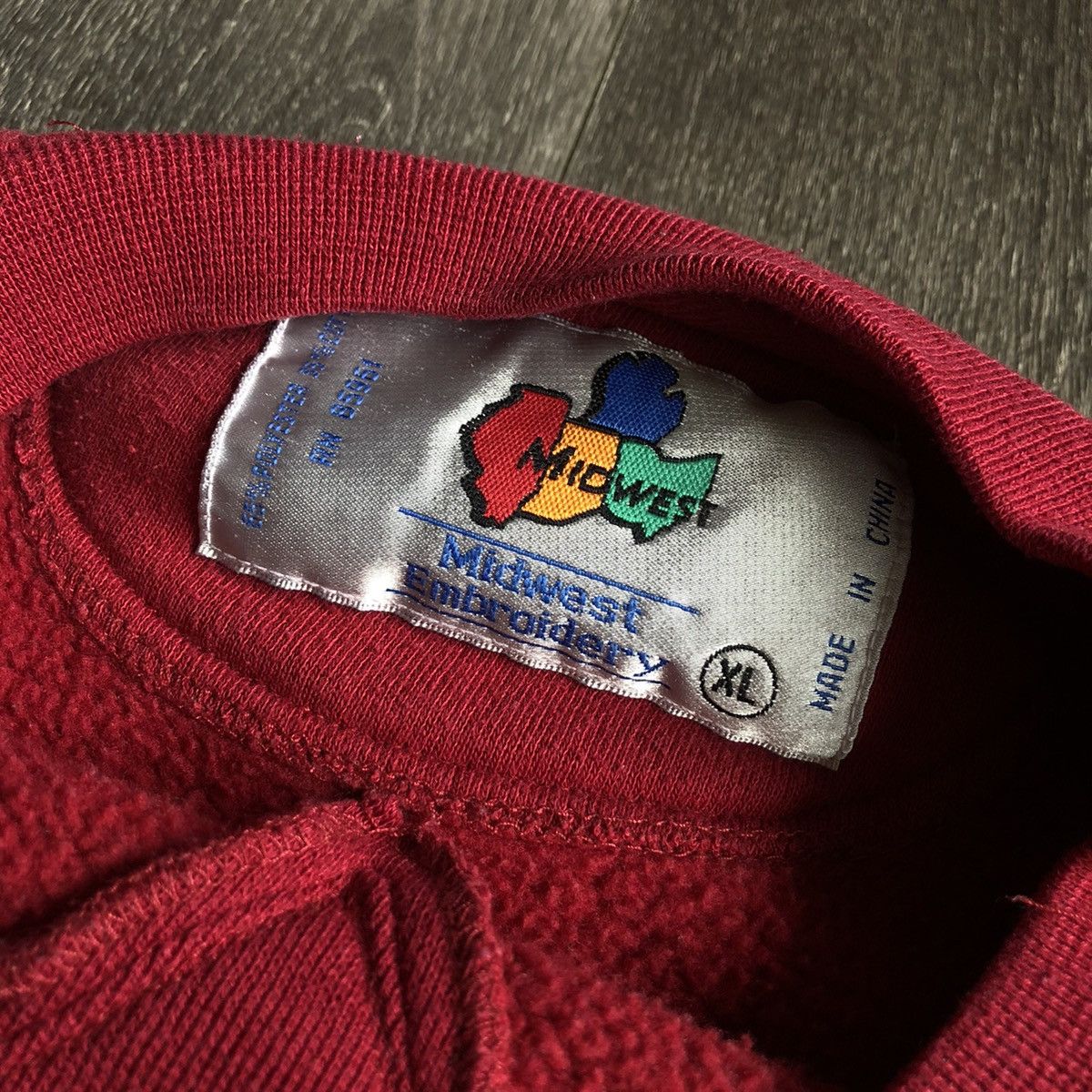 Other Vintage 90s Arkansas Razorbacks Midwest Embroidered Crewneck Size US XL / EU 56 / 4 - 4 Thumbnail