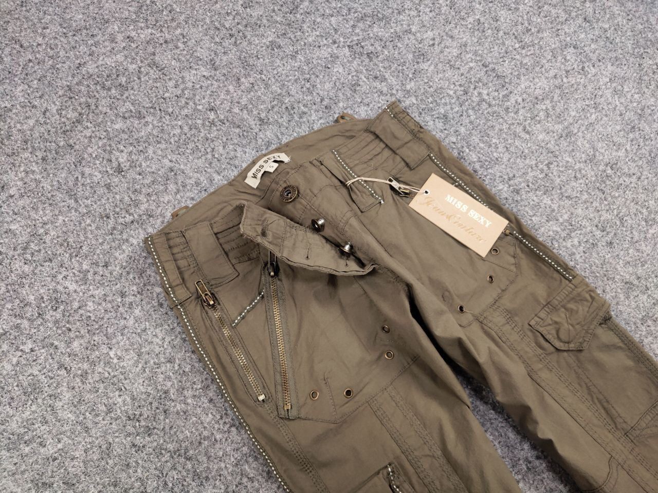Japanese Brand Vintage 90's Japanese Baggy Multi Pocket Cargo pants Womens Size 30" / US 8 / IT 44 - 12 Thumbnail