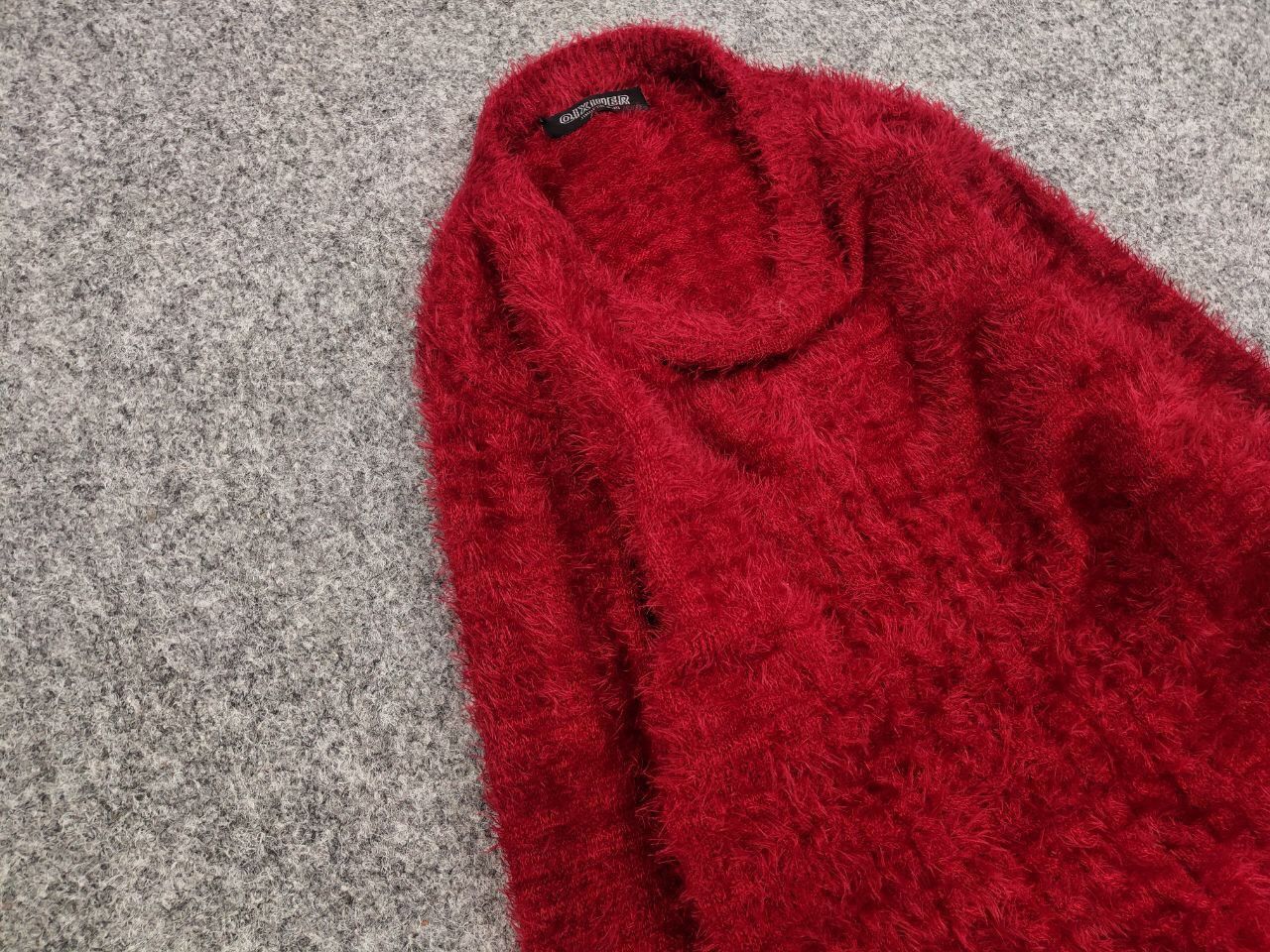 Japanese Brand Vintage Japanese Red Mohair Style Fuzzy Crewneck Sweater Size M / US 6-8 / IT 42-44 - 7 Thumbnail