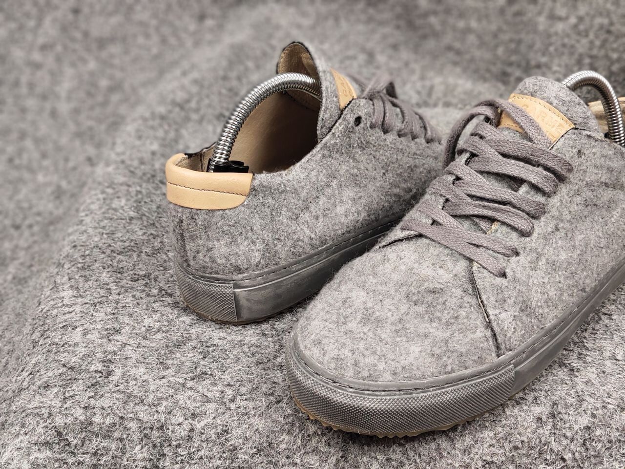 Garment Project Garment Project Low Top Leather Wool Gray Sneakers Size US 6 / EU 39 - 18 Thumbnail