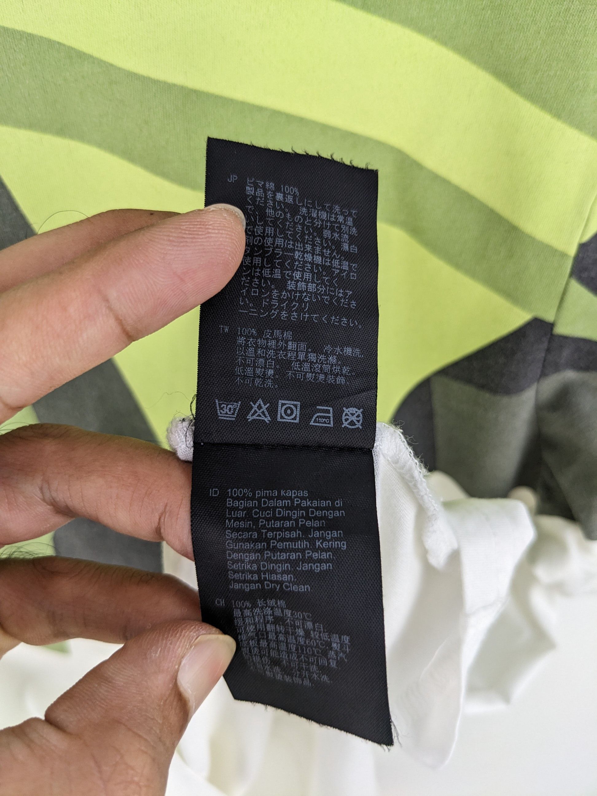 Neil Barrett Black Barrett by Neil Barrett Graphic Tee Size US M / EU 48-50 / 2 - 13 Thumbnail