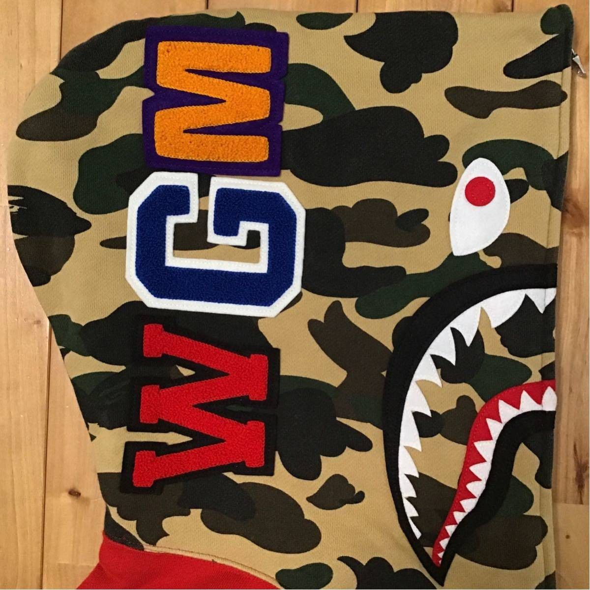 Bape 2006 🔥aoyama limited🔥 shark full zip hoodie BAPE Size US M / EU 48-50 / 2 - 3 Thumbnail