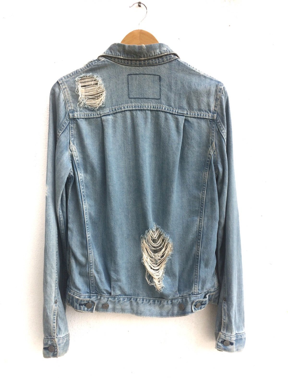 Other MOUSSY Distressed Denim Trucker Jacket Size US S / EU 44-46 / 1 - 5 Thumbnail