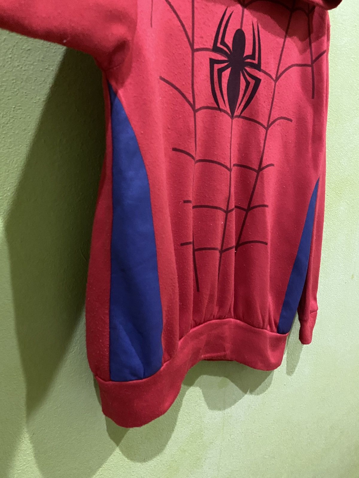 Anime × Marvel Comics ULTIMATE SPIDER MAN HODDIES Size US M / EU 48-50 / 2 - 3 Thumbnail
