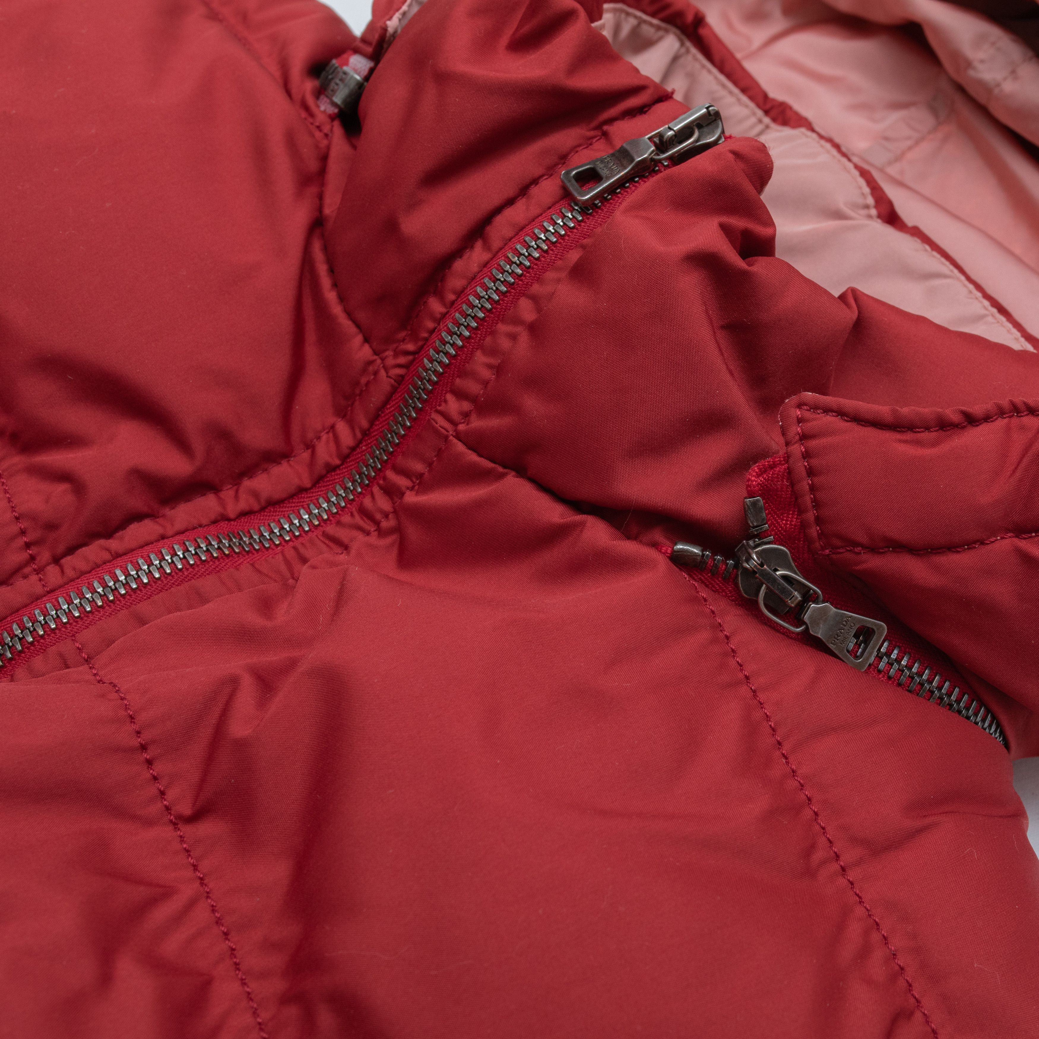 Prada PRADA Mainline AW 2007 Red Down Puffer Jacket Size M / US 6-8 / IT 42-44 - 3 Thumbnail