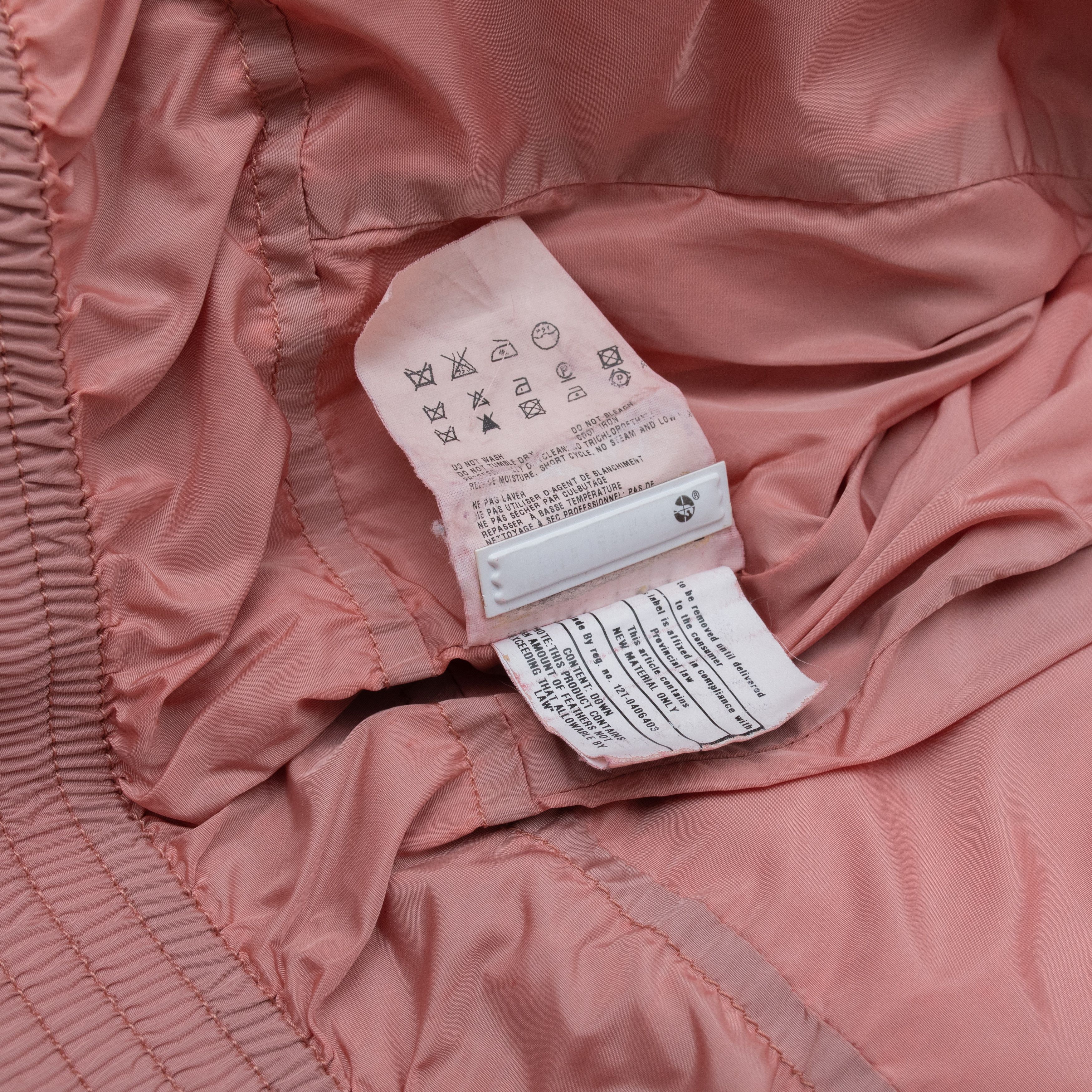 Prada PRADA Mainline AW 2007 Red Down Puffer Jacket Size M / US 6-8 / IT 42-44 - 10 Thumbnail