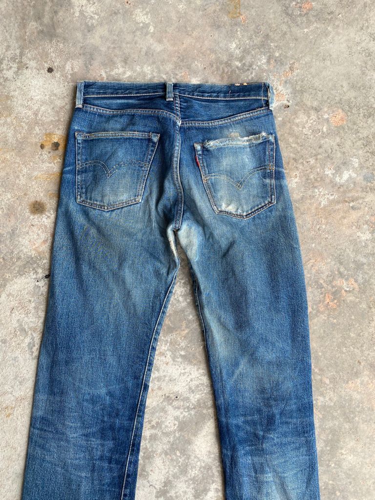 Levi's Vintage Clothing RARE🔥Repro True Vintage Distress Levi's 501 of 1955 Jeans Size US 31 - 19 Thumbnail