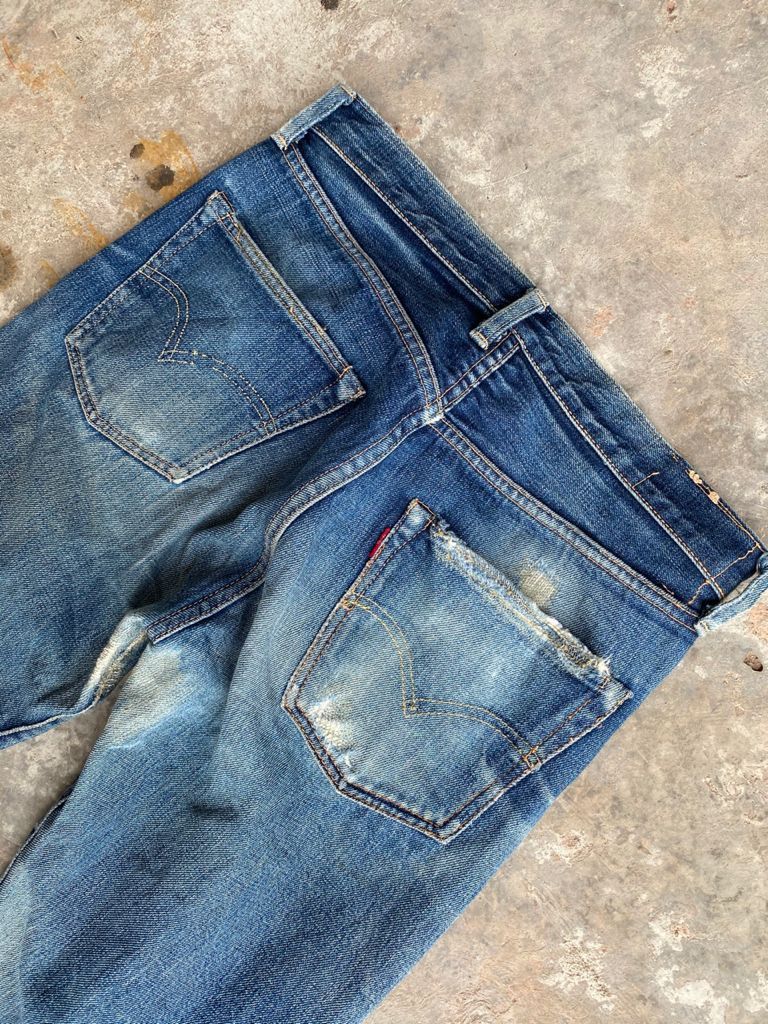 Levi's Vintage Clothing RARE🔥Repro True Vintage Distress Levi's 501 of 1955 Jeans Size US 31 - 20 Thumbnail
