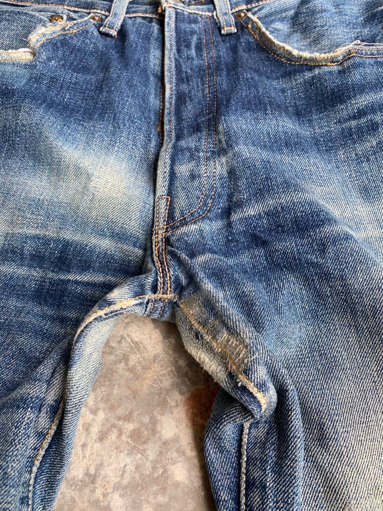 Levi's Vintage Clothing RARE🔥Repro True Vintage Distress Levi's 501 of 1955 Jeans Size US 31 - 10 Thumbnail