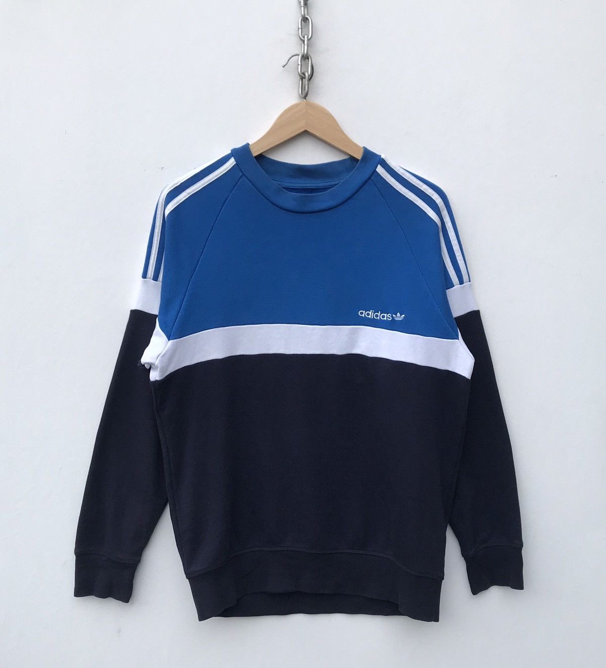 Adidas Adidas Colourblock Streetwear Sweatshirt Size US M / EU 48-50 / 2 - 1 Thumbnail