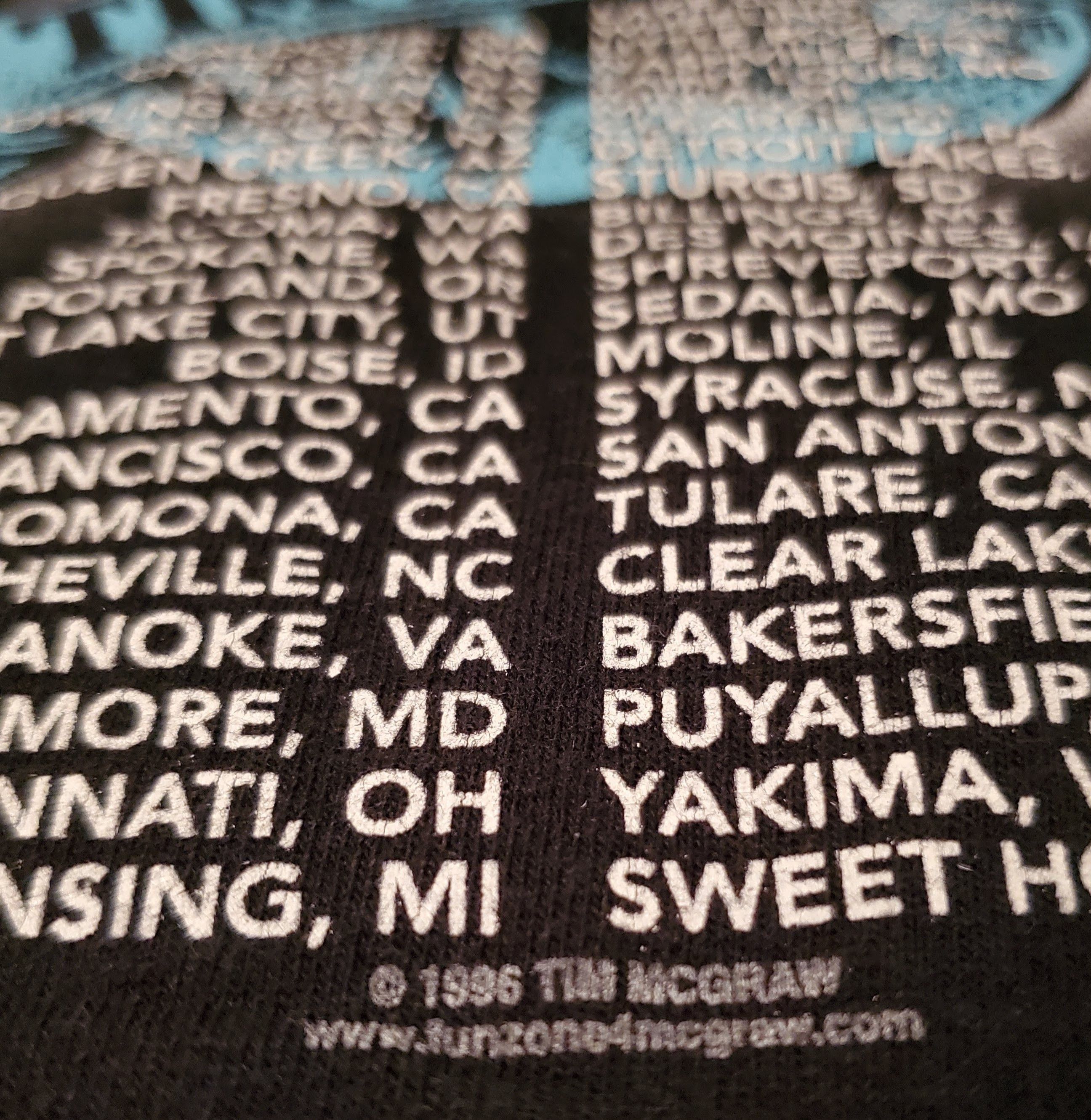 Band Tees × Vintage Vintage Tim McGraw 1996 Spontaneous Combustion Tour T-Shirt Size US XL / EU 56 / 4 - 3 Thumbnail