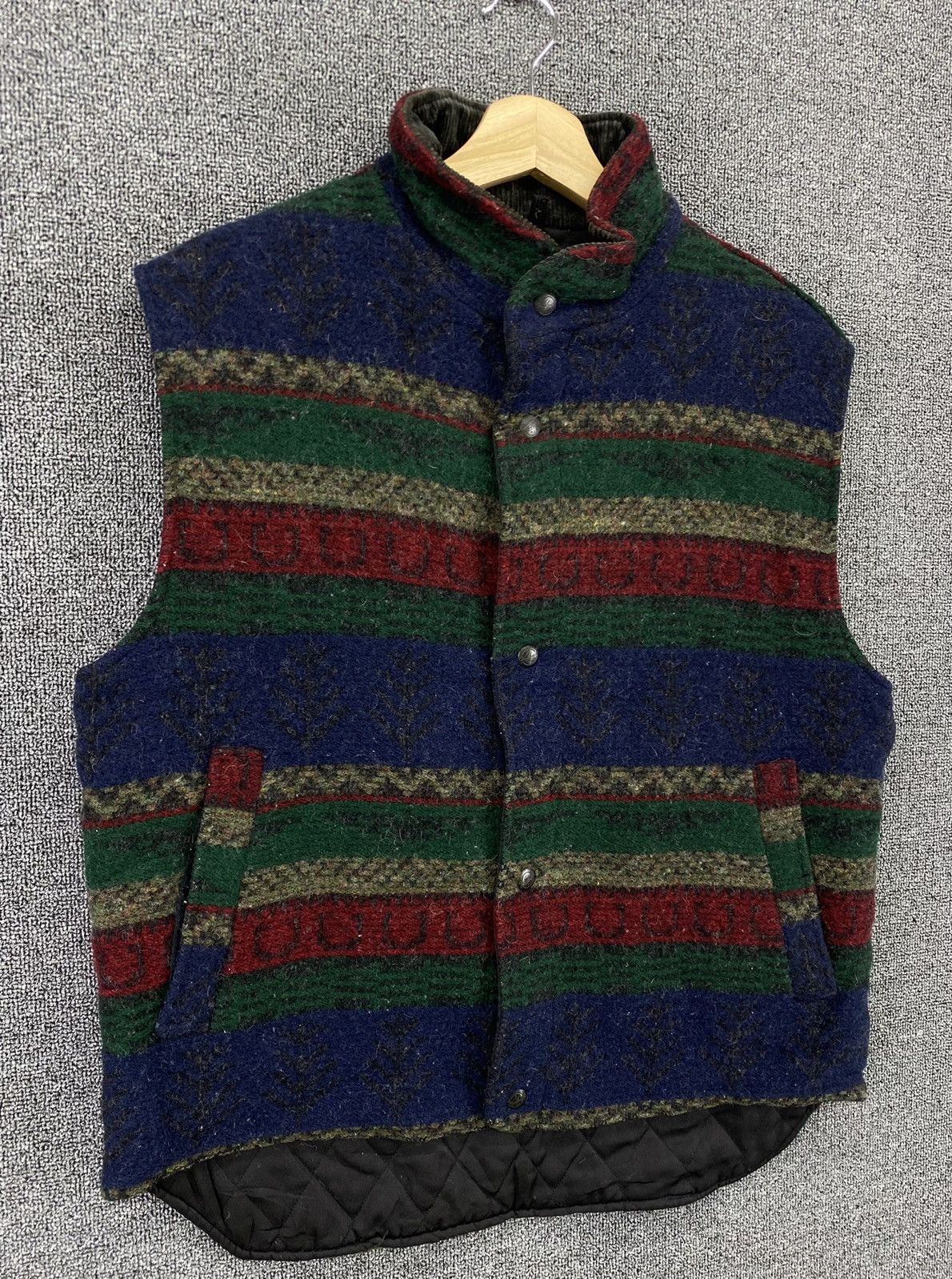 Woolrich Woolen Mills Vintage Woolrich Rugged Outdoor Wear Wool Vest Size US M / EU 48-50 / 2 - 2 Thumbnail