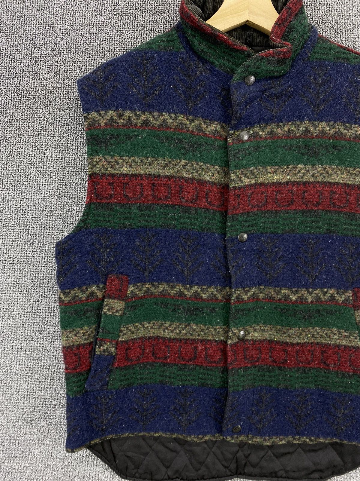 Woolrich Woolen Mills Vintage Woolrich Rugged Outdoor Wear Wool Vest Size US M / EU 48-50 / 2 - 3 Thumbnail