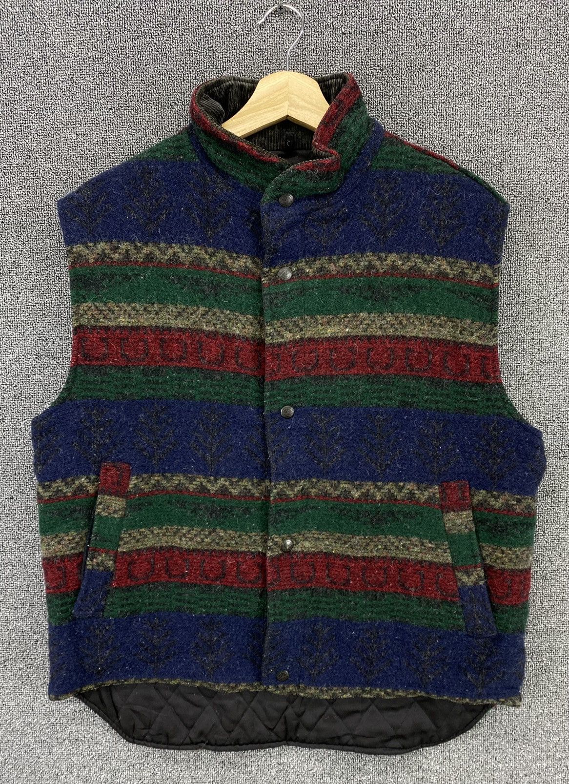 Woolrich Woolen Mills Vintage Woolrich Rugged Outdoor Wear Wool Vest Size US M / EU 48-50 / 2 - 1 Thumbnail