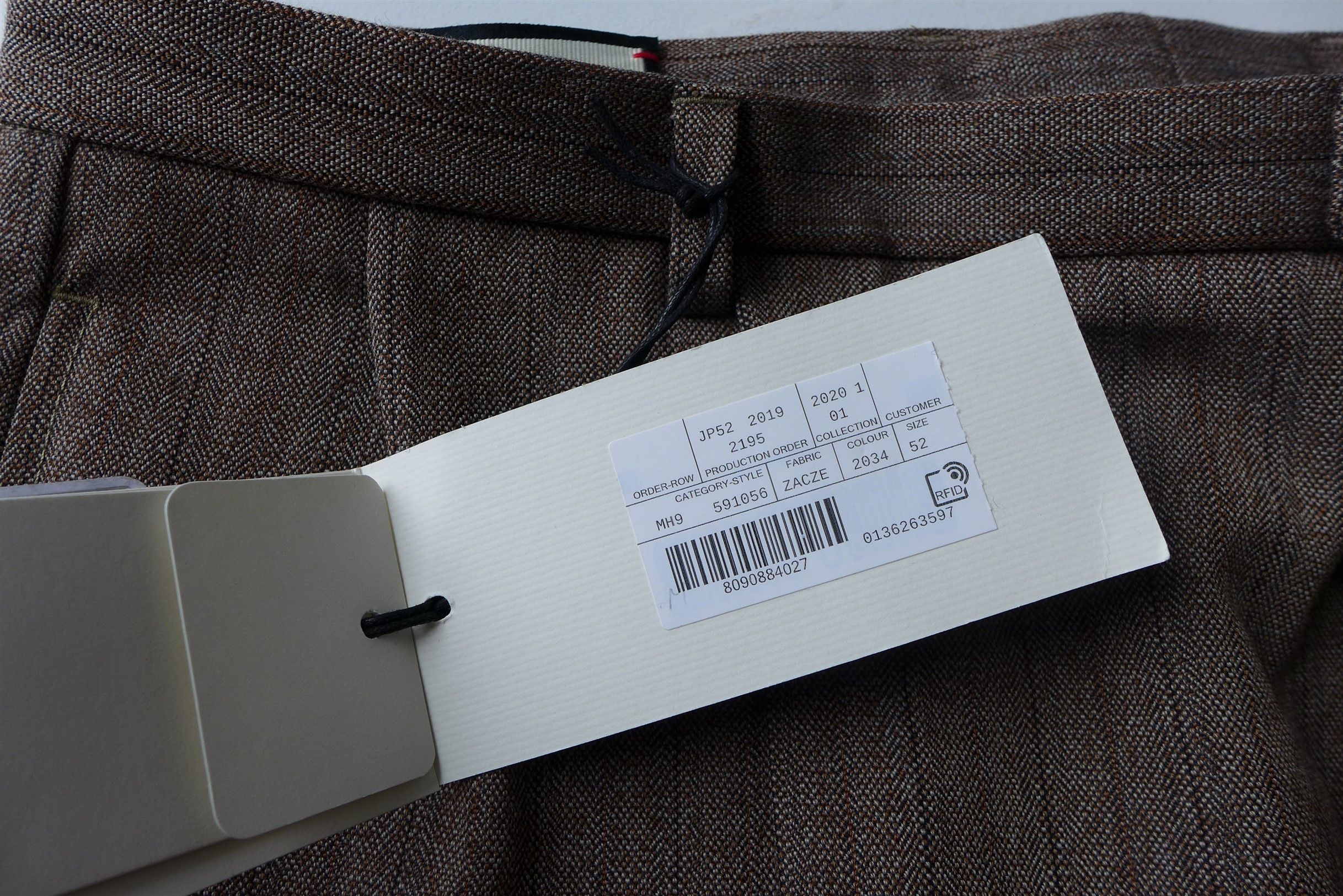Gucci Gucci Pleated Straight Leg Brown Herringbone Wool Trousers. Size US 34 / EU 50 - 16 Thumbnail