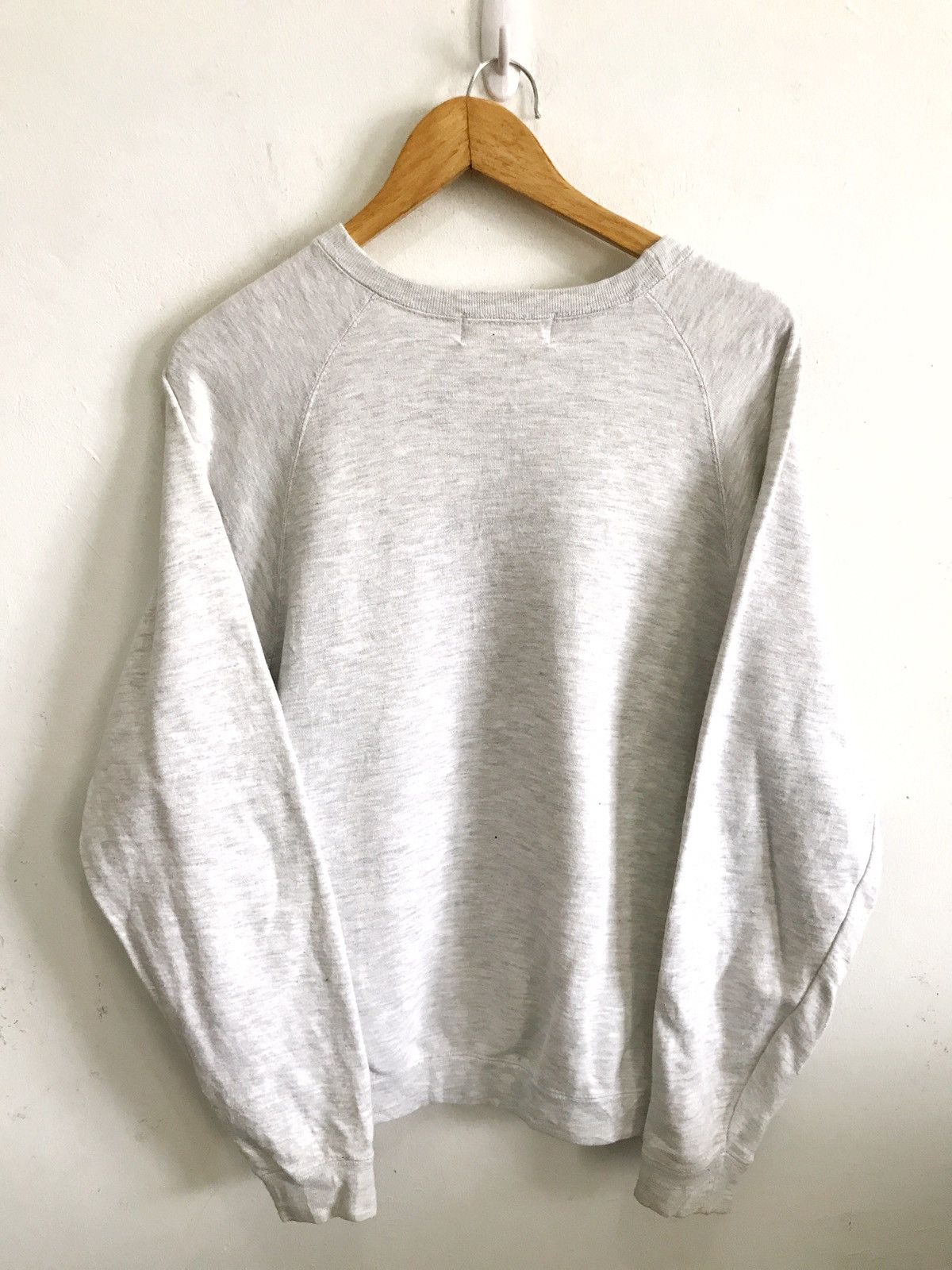 Beverly Hills Polo Club × Vintage Vintage Beverly Hills Polo Club Front Big Logo Sweatshirt Size US L / EU 52-54 / 3 - 2 Thumbnail
