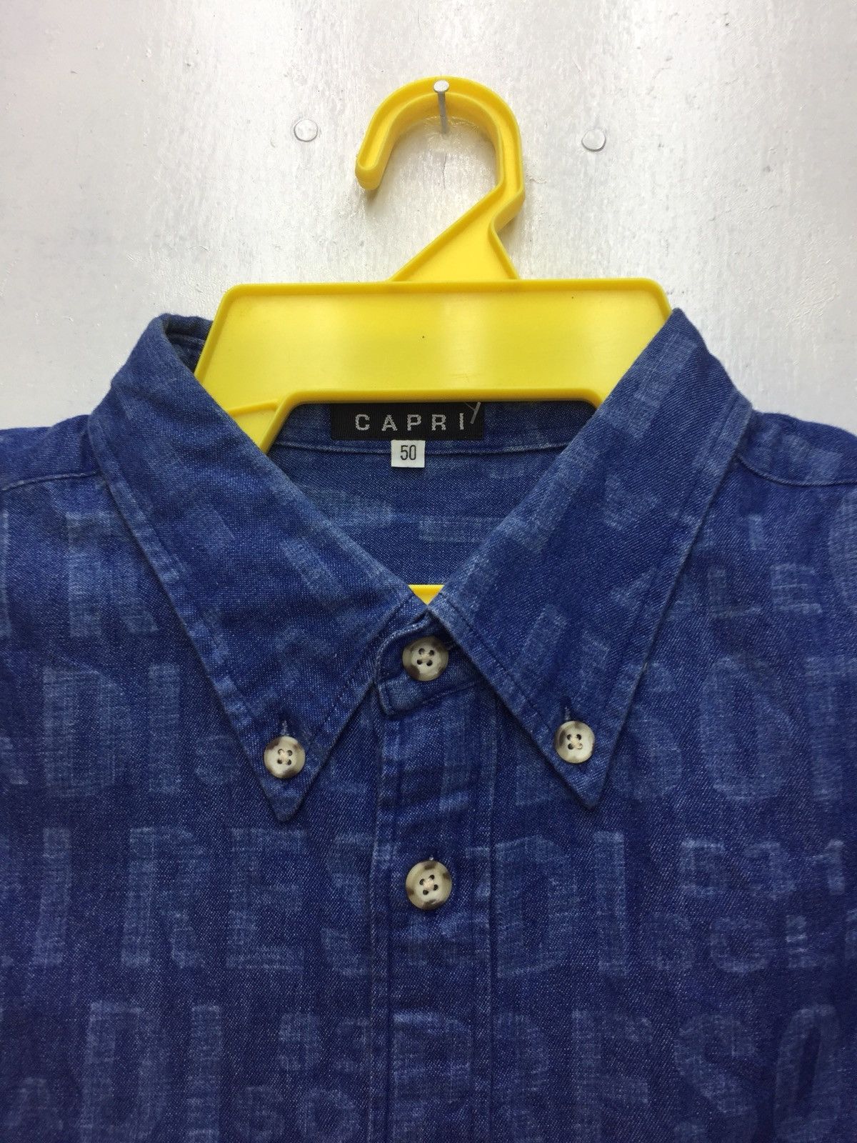 Japanese Brand Vintage Capri Full Print Denim Casual Shirt Size US M / EU 48-50 / 2 - 6 Thumbnail