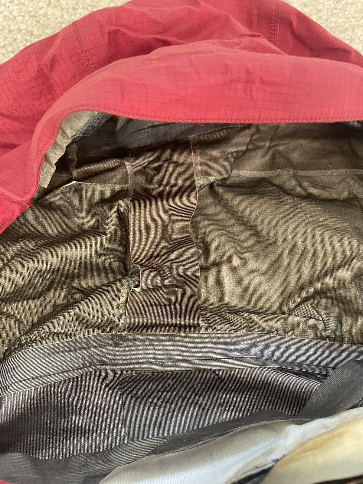 Arc'teryx ARC’TERYX Theta LT Crimson 2000 Size US M / EU 48-50 / 2 - 24 Thumbnail