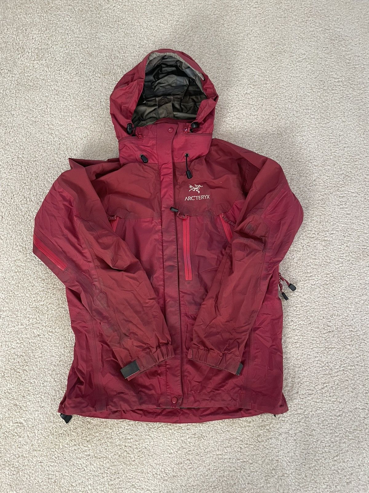 Arc'teryx ARC’TERYX Theta LT Crimson 2000 Size US M / EU 48-50 / 2 - 9 Thumbnail