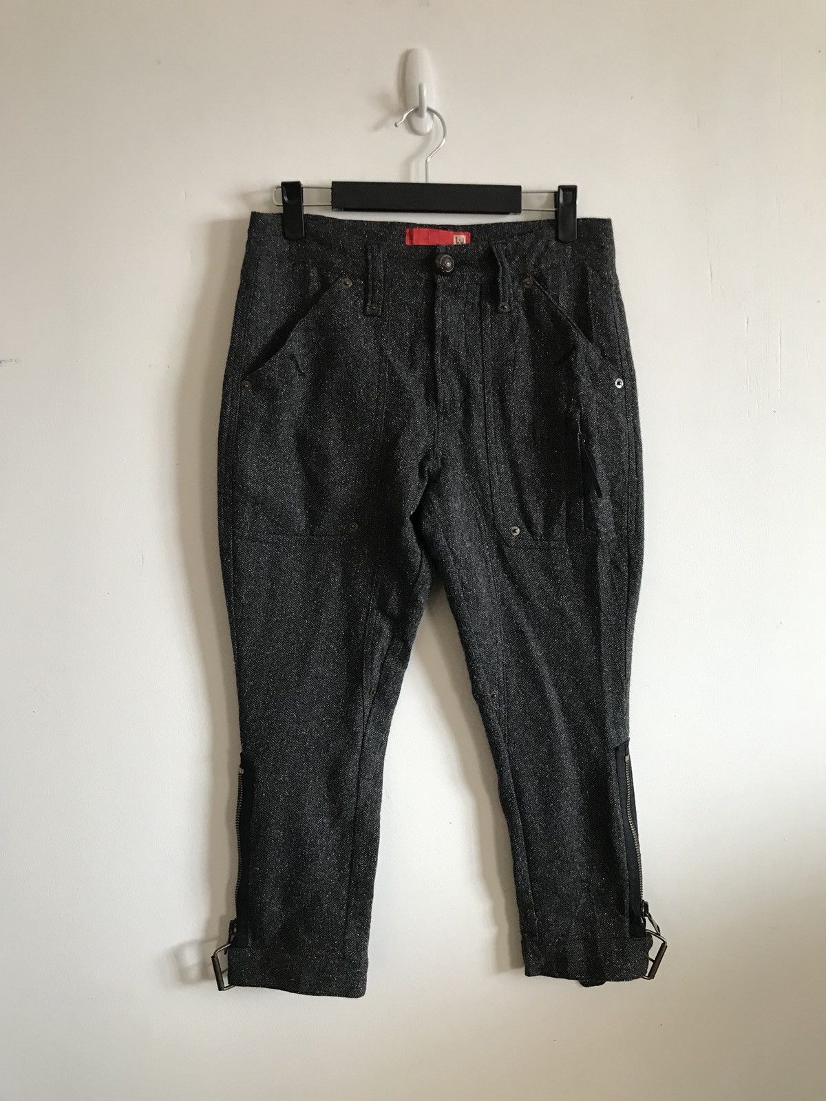 Designer × Japanese Brand L.J Herringbone Cropped Buckle Wool Trousers Size US 28 / EU 44 - 1 Thumbnail