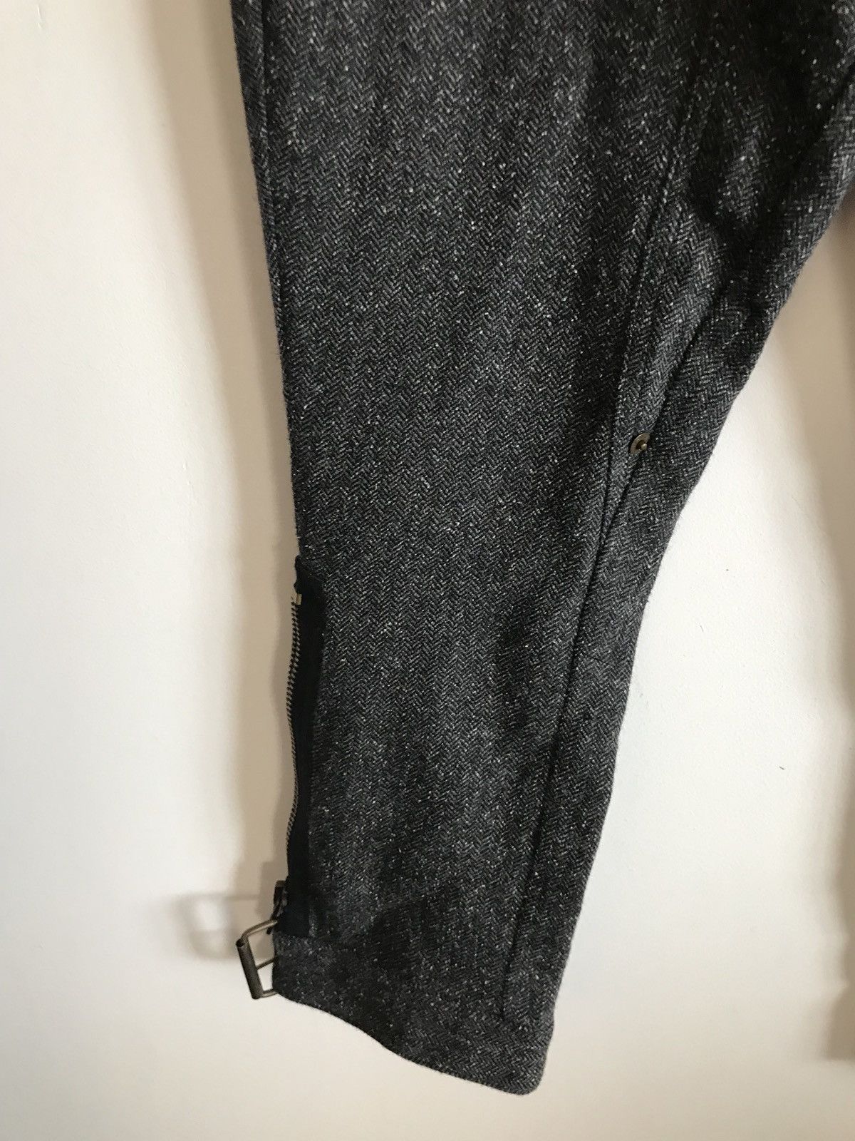Designer × Japanese Brand L.J Herringbone Cropped Buckle Wool Trousers Size US 28 / EU 44 - 8 Thumbnail
