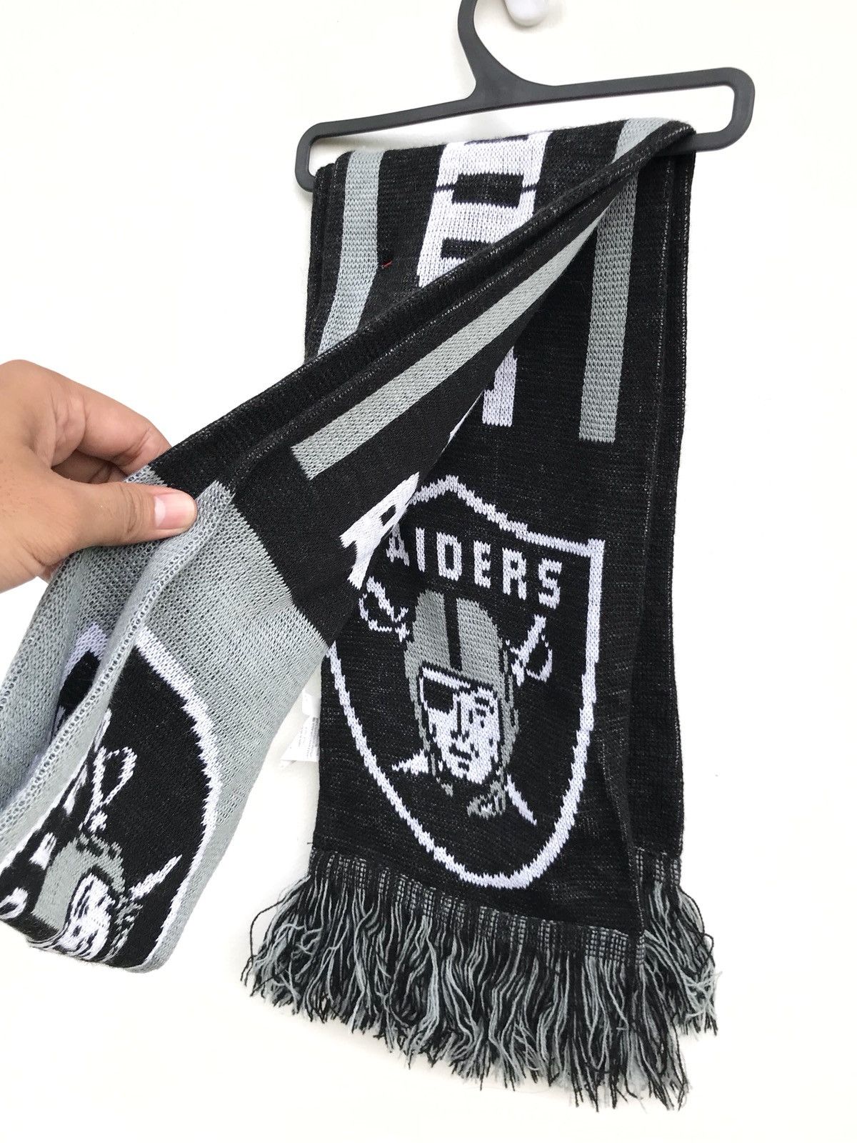 NFL NFL Raiders Muffler With Tag Size ONE SIZE - 2 Thumbnail