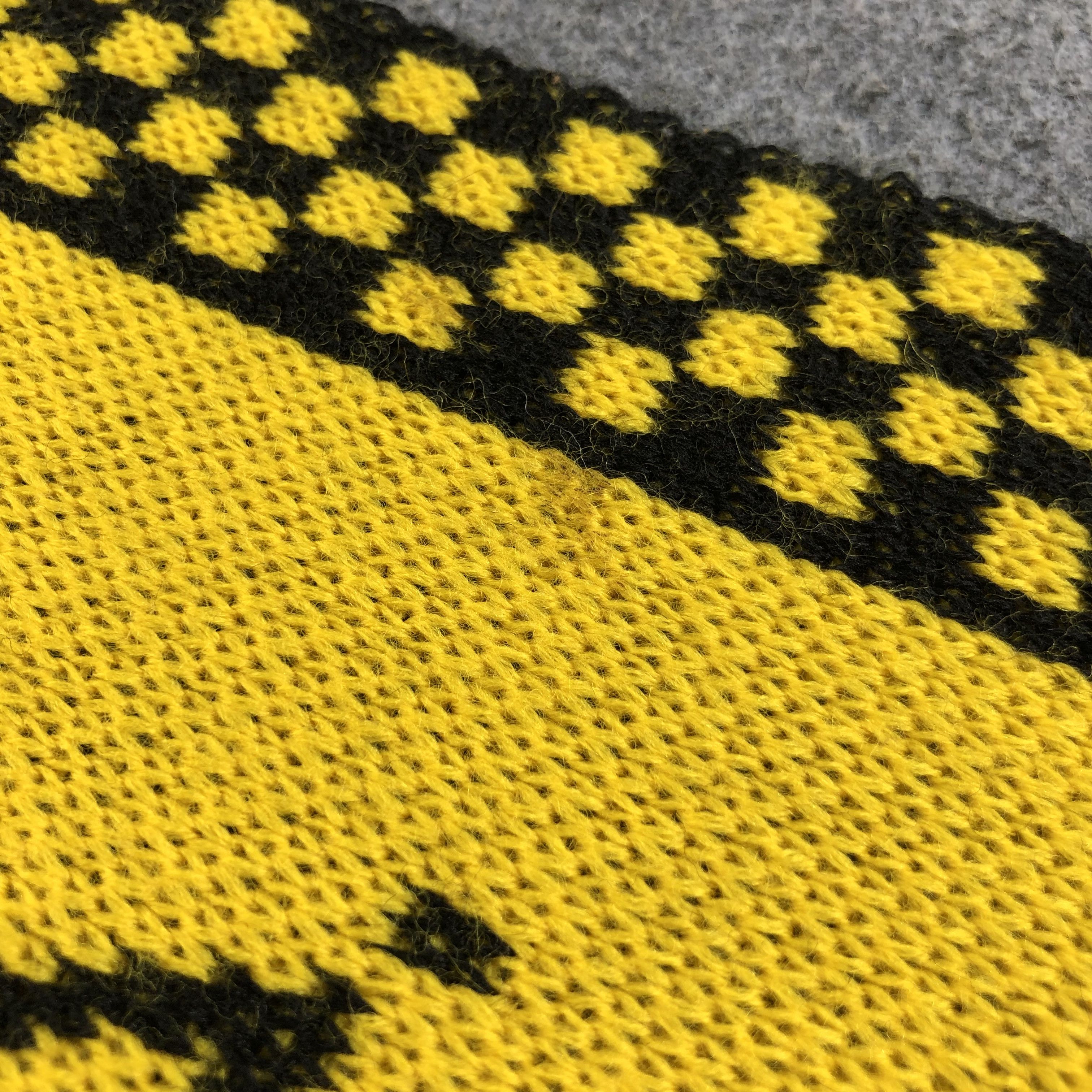 Michiko Koshino Michiko London Yellow Wool Scarf Muffler V1345 Size ONE SIZE - 5 Thumbnail