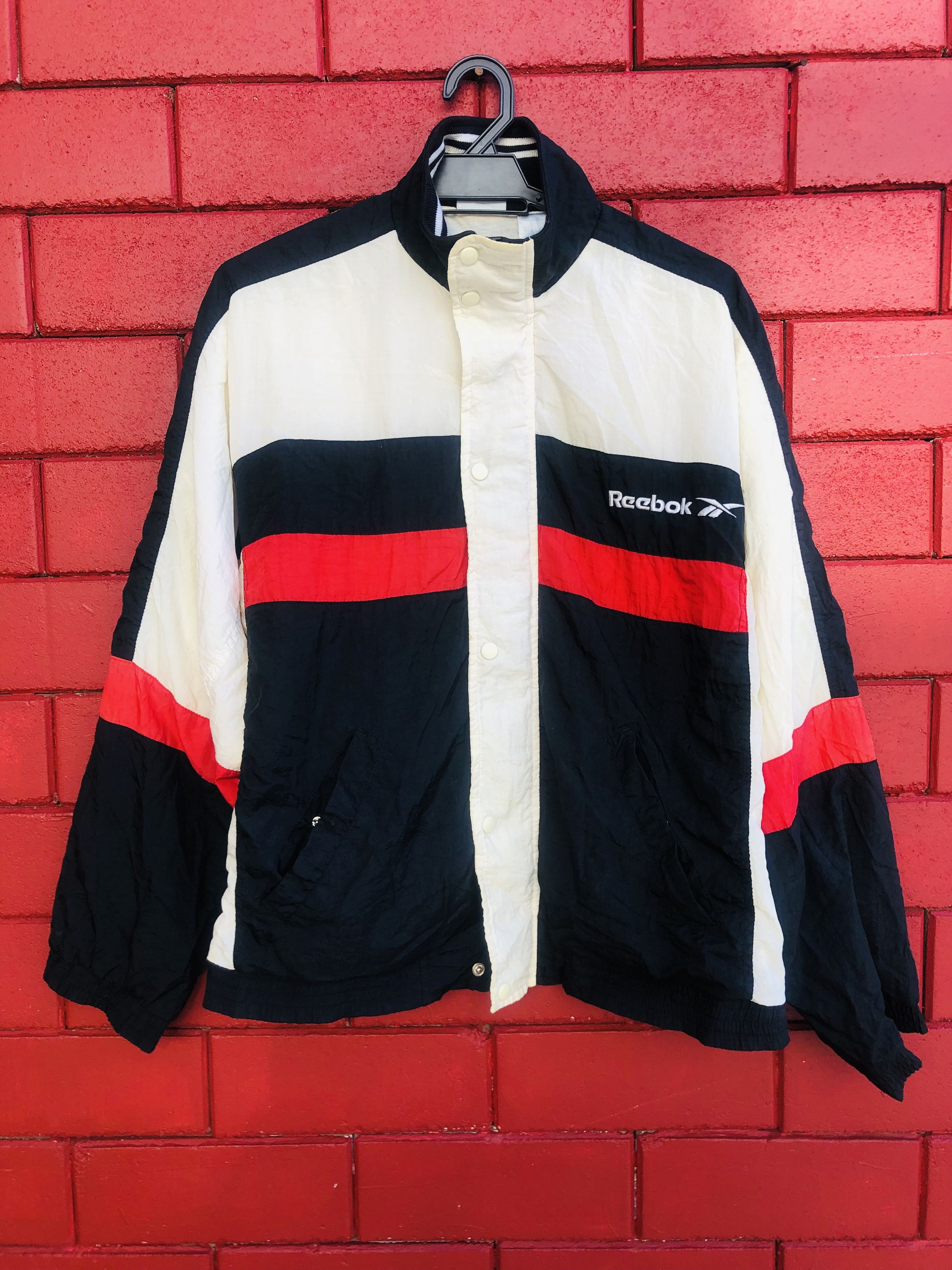 Japanese Brand × Reebok × Vintage Vintage Reebok Multicolour Streetwear Fashion Styy Size US M / EU 48-50 / 2 - 2 Thumbnail