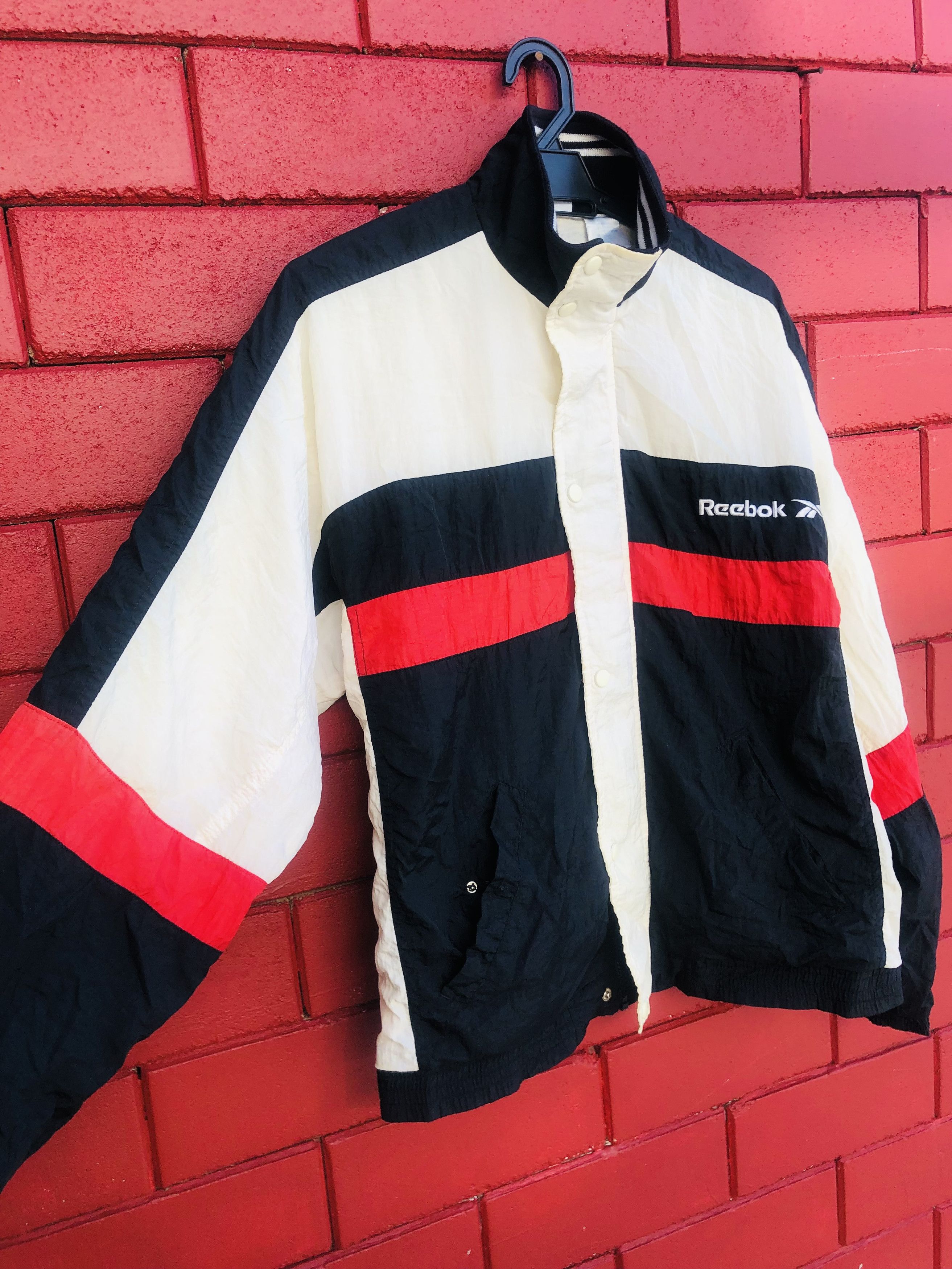 Japanese Brand × Reebok × Vintage Vintage Reebok Multicolour Streetwear Fashion Styy Size US M / EU 48-50 / 2 - 4 Thumbnail