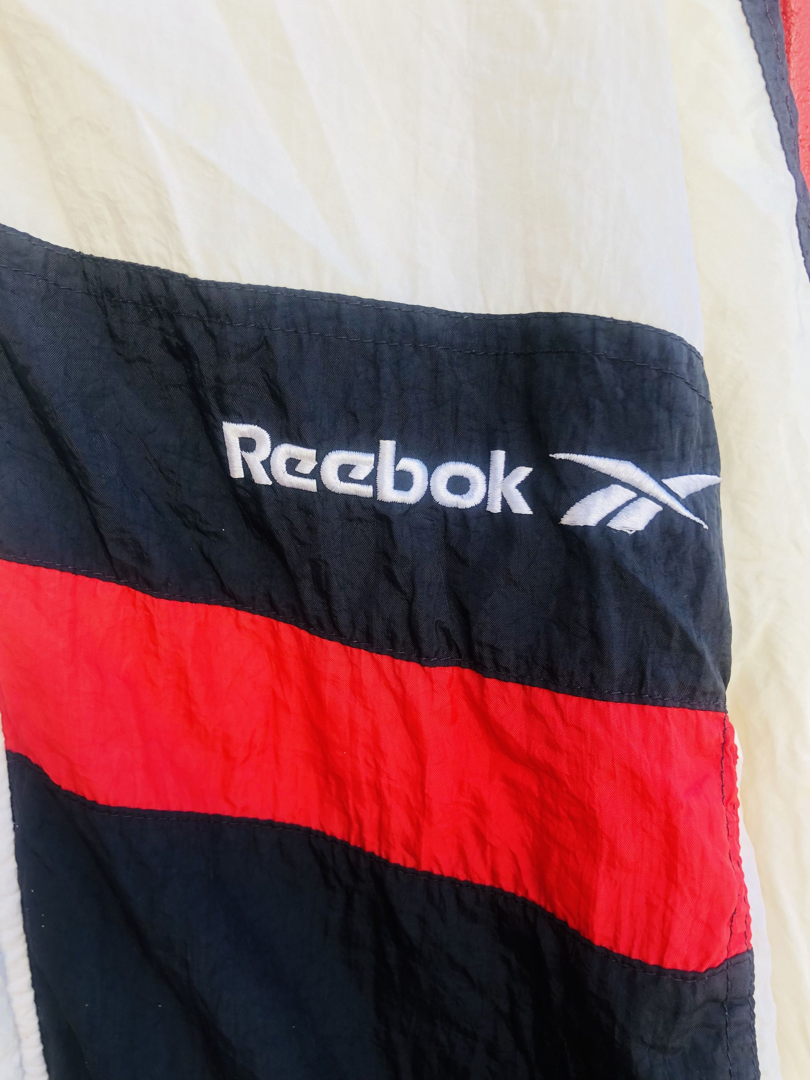 Japanese Brand × Reebok × Vintage Vintage Reebok Multicolour Streetwear Fashion Styy Size US M / EU 48-50 / 2 - 6 Thumbnail