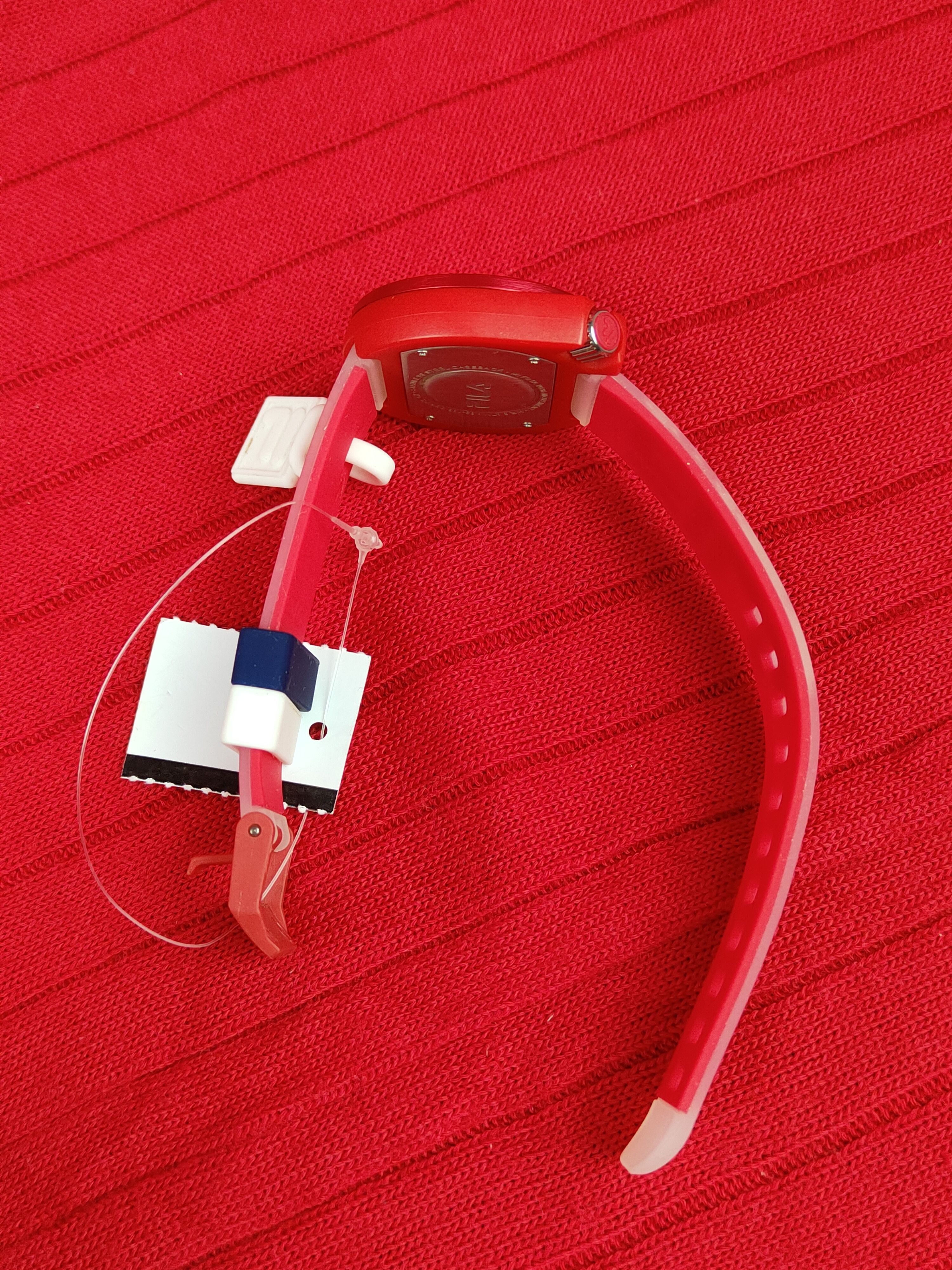 Fila Fila Water Resist 5 ATM Analog Watch #J003s Size ONE SIZE - 6 Thumbnail