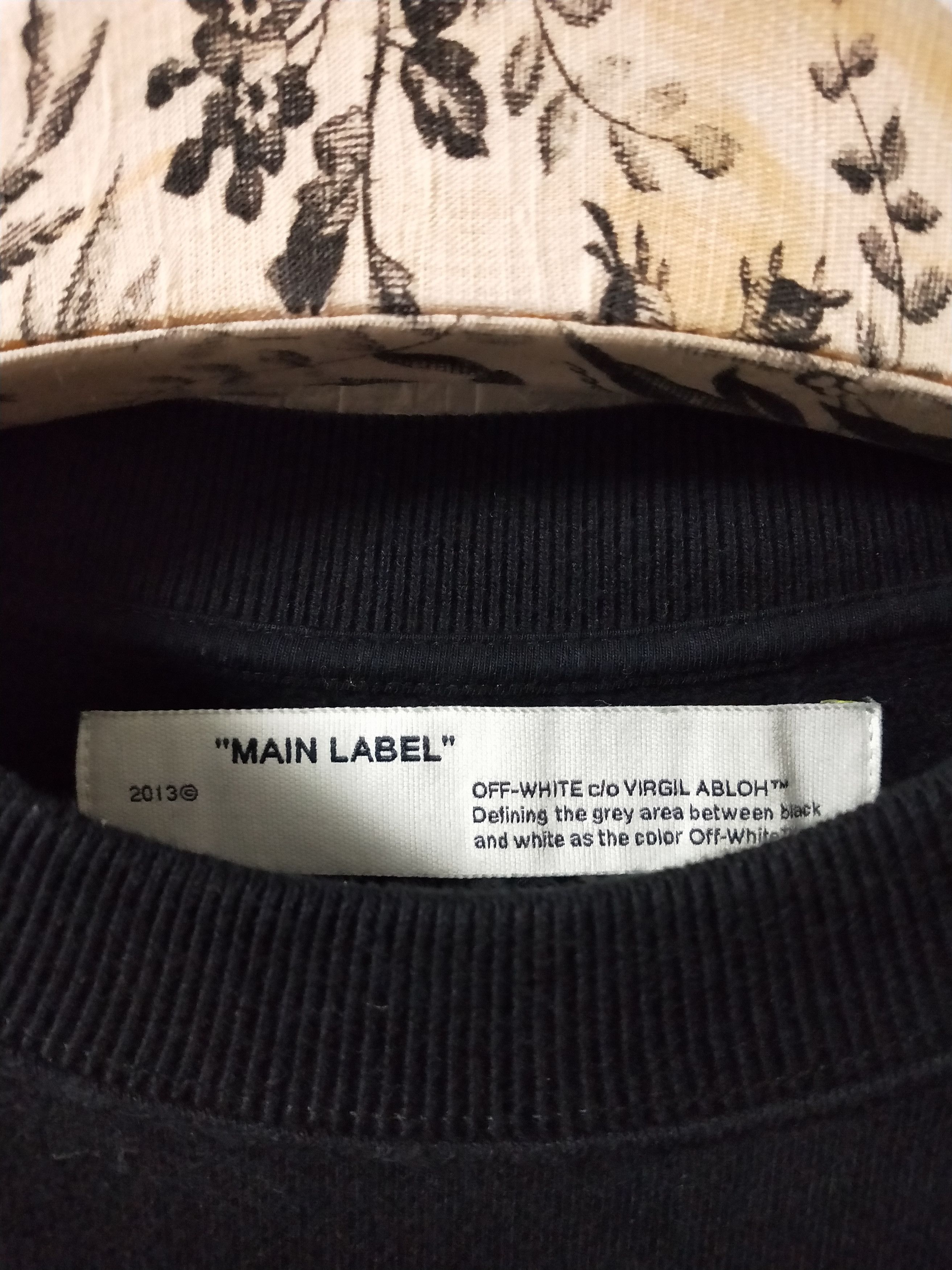 Off-White Acrylic Arrow Sweatshirt Size US M / EU 48-50 / 2 - 5 Thumbnail